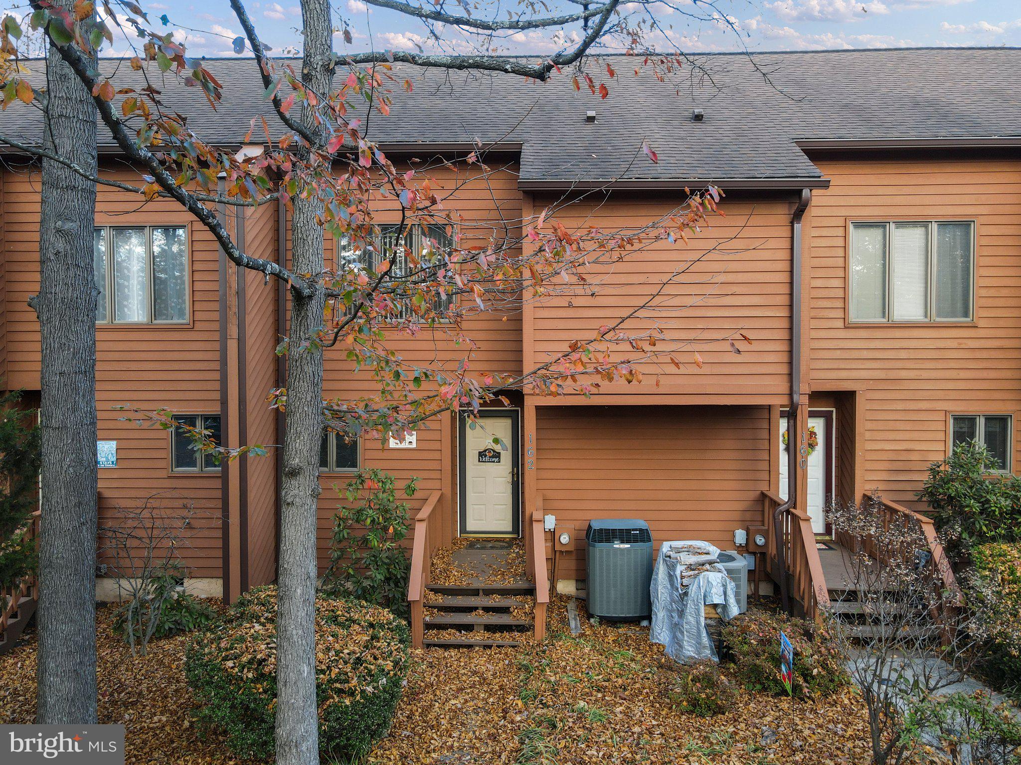 THE WOODS - Residential