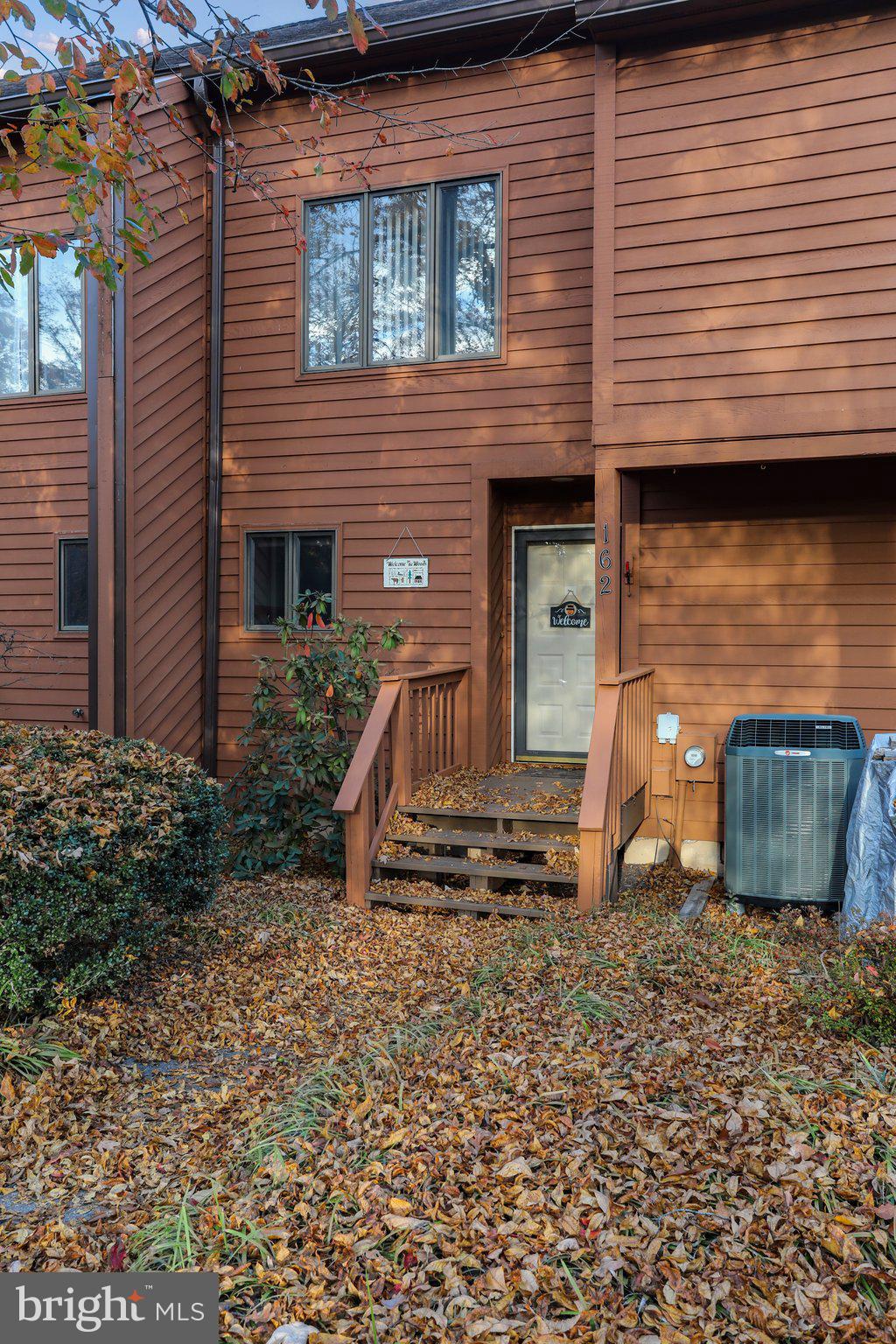 THE WOODS - Residential