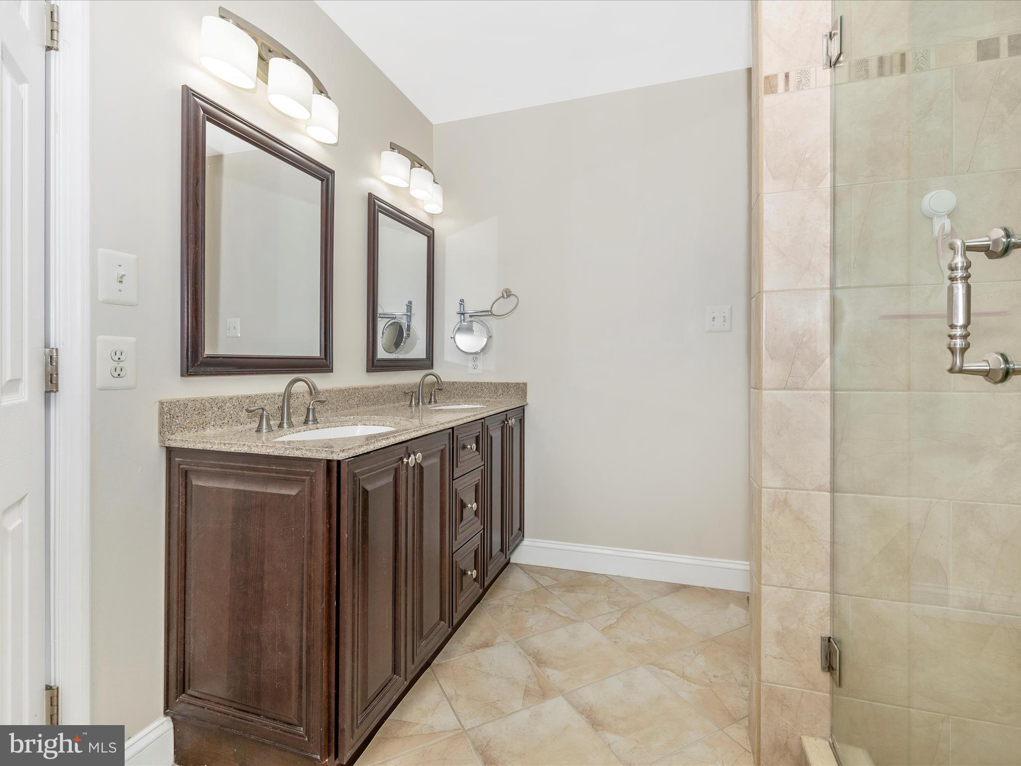 DEERFIELD - Residential