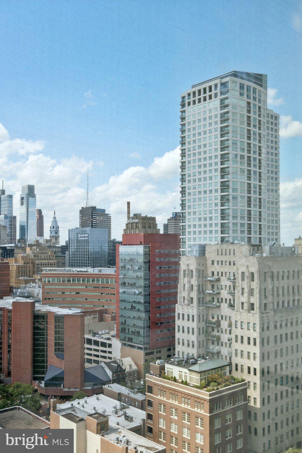 WASHINGTON SQ - Residential