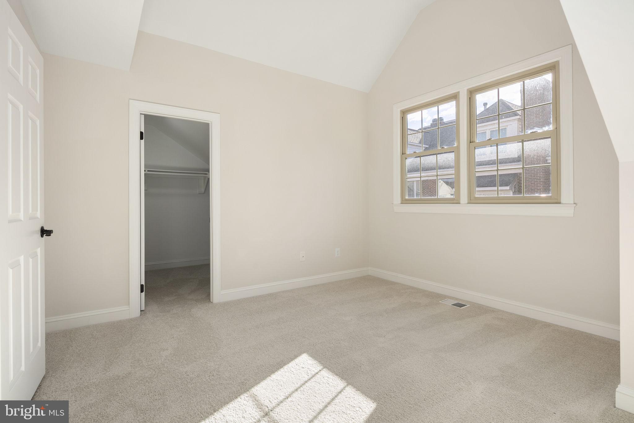 HIGHGATE - Residential