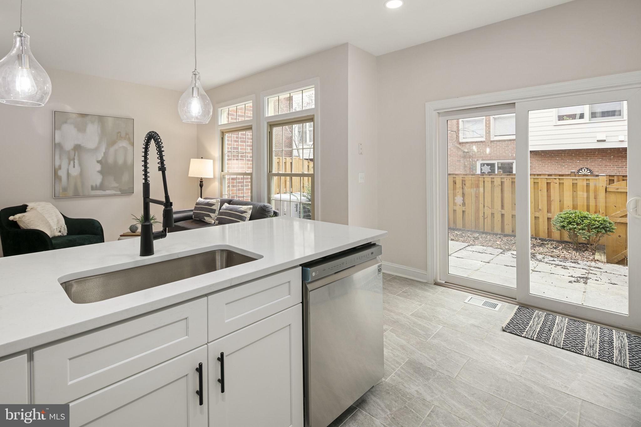 HIGHGATE - Residential