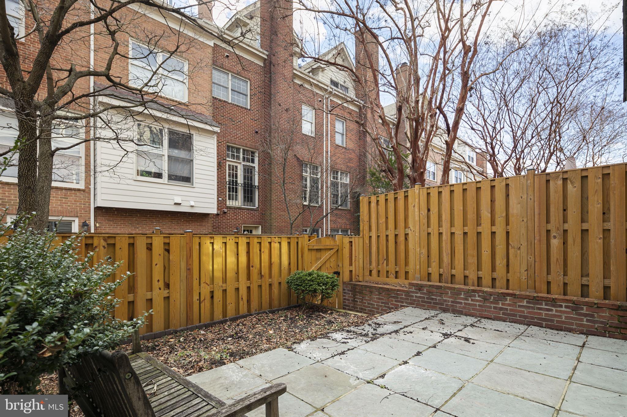 HIGHGATE - Residential