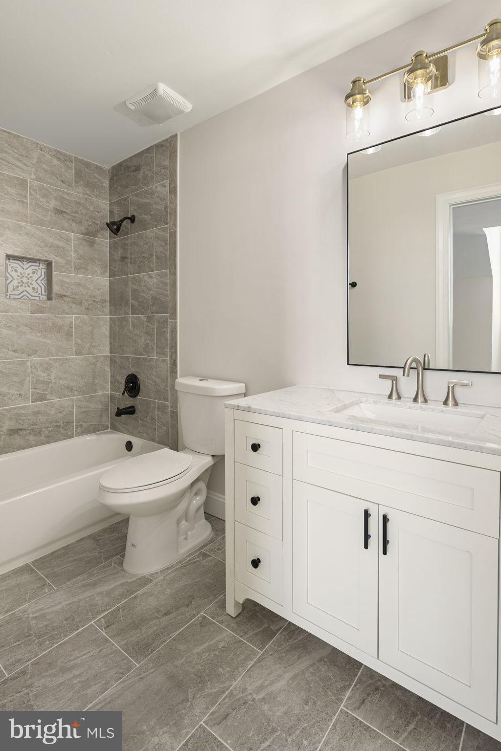 HIGHGATE - Residential