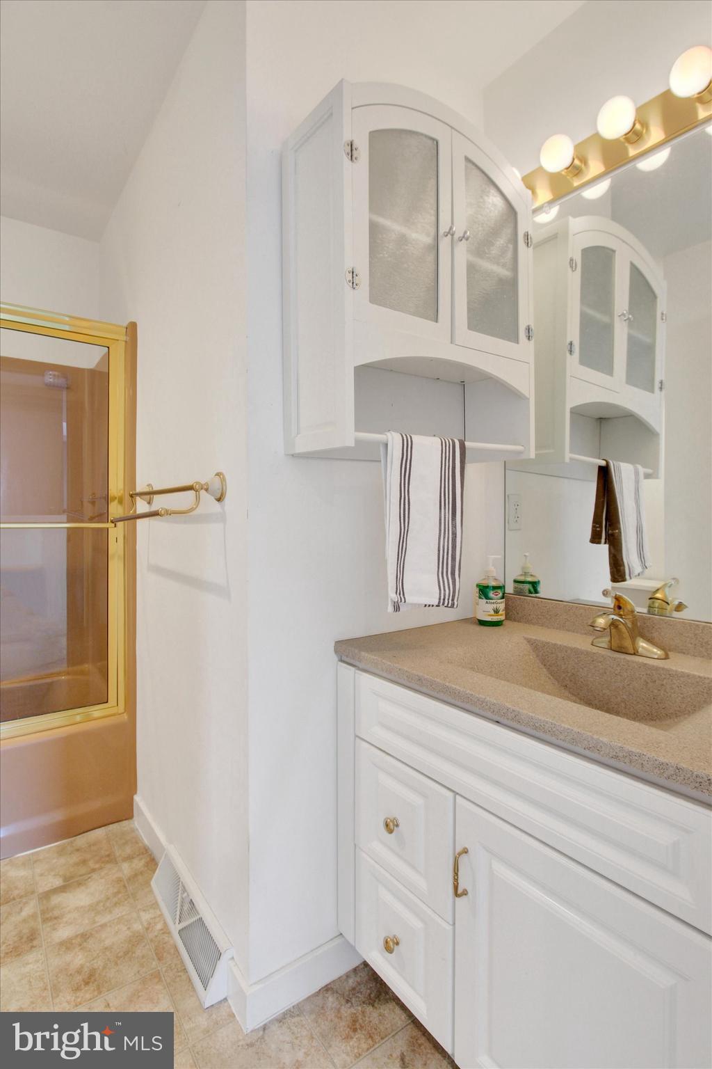 SPRINGETTSBURY TWP - Residential