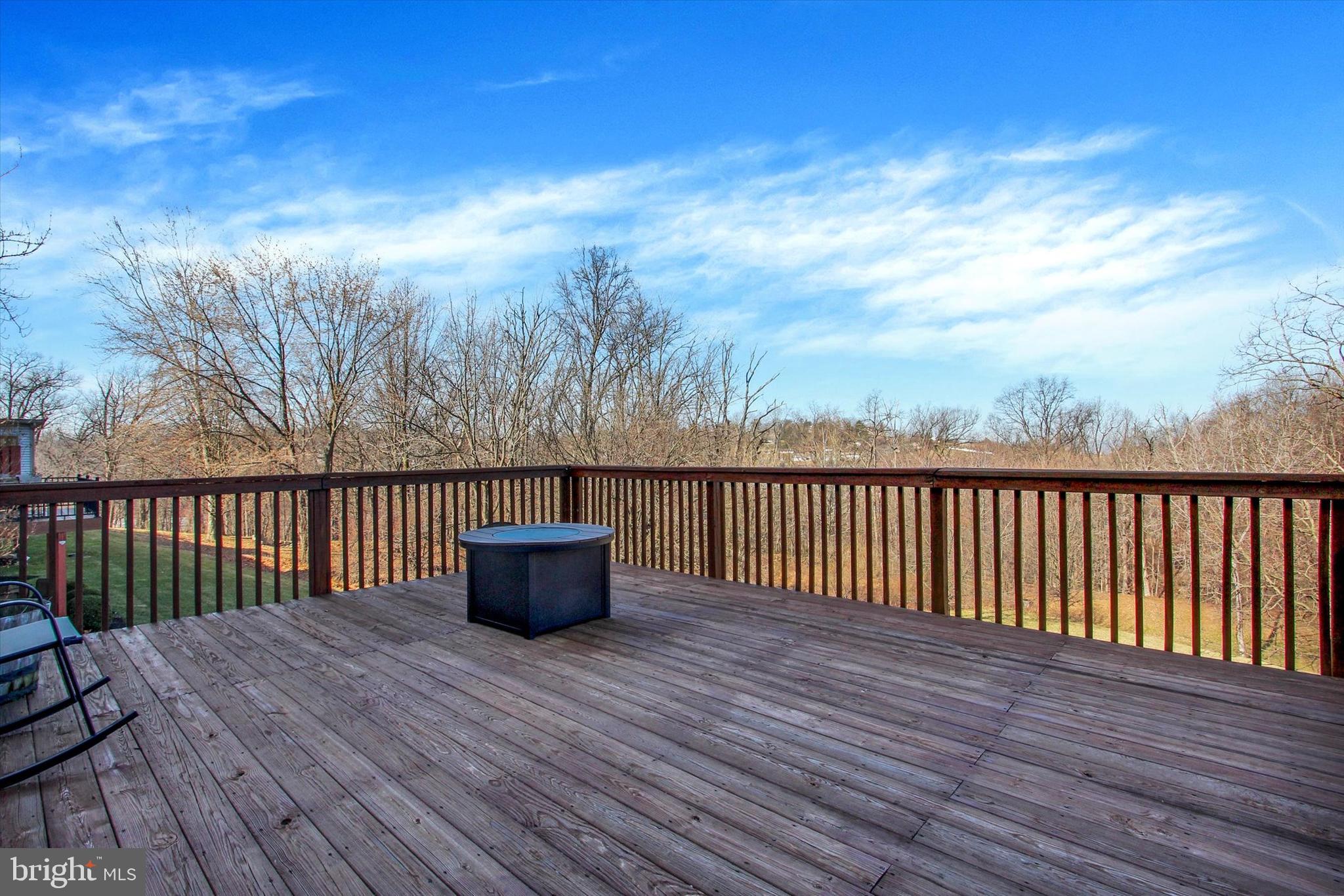 SPRINGETTSBURY TWP - Residential