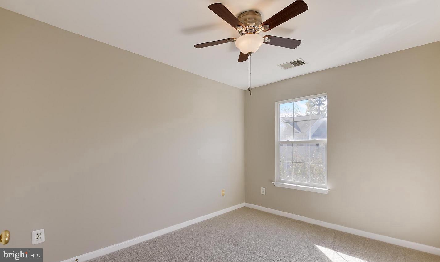 THE FOREST AT SOUTHRUN - Residential Lease