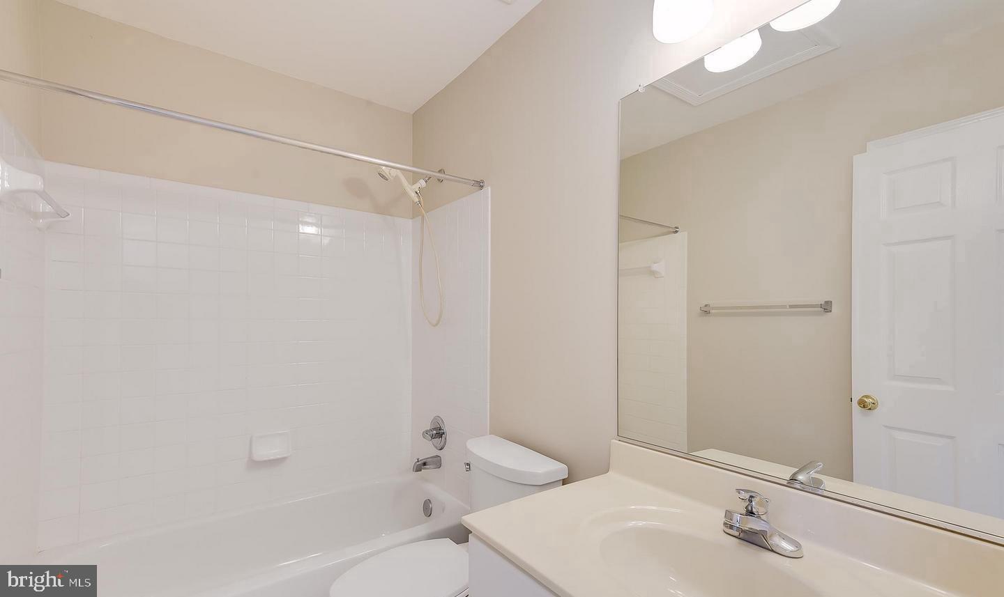 THE FOREST AT SOUTHRUN - Residential Lease