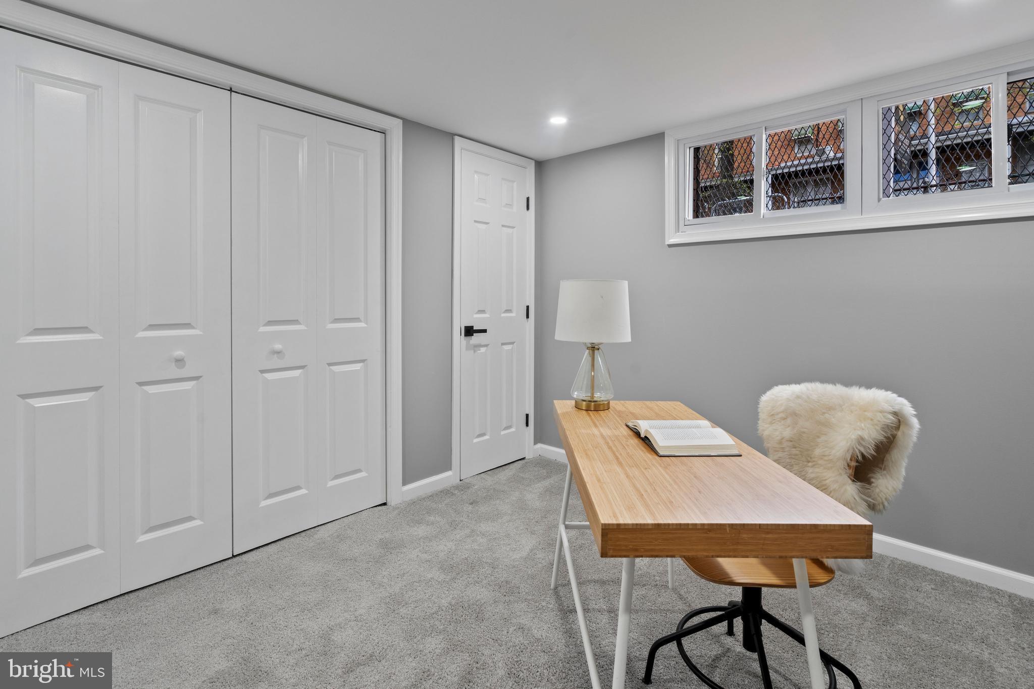 EAST BALTIMORE MIDWAY - Residential