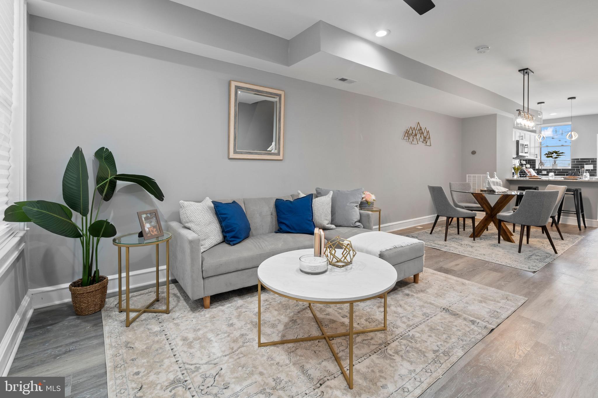 EAST BALTIMORE MIDWAY - Residential