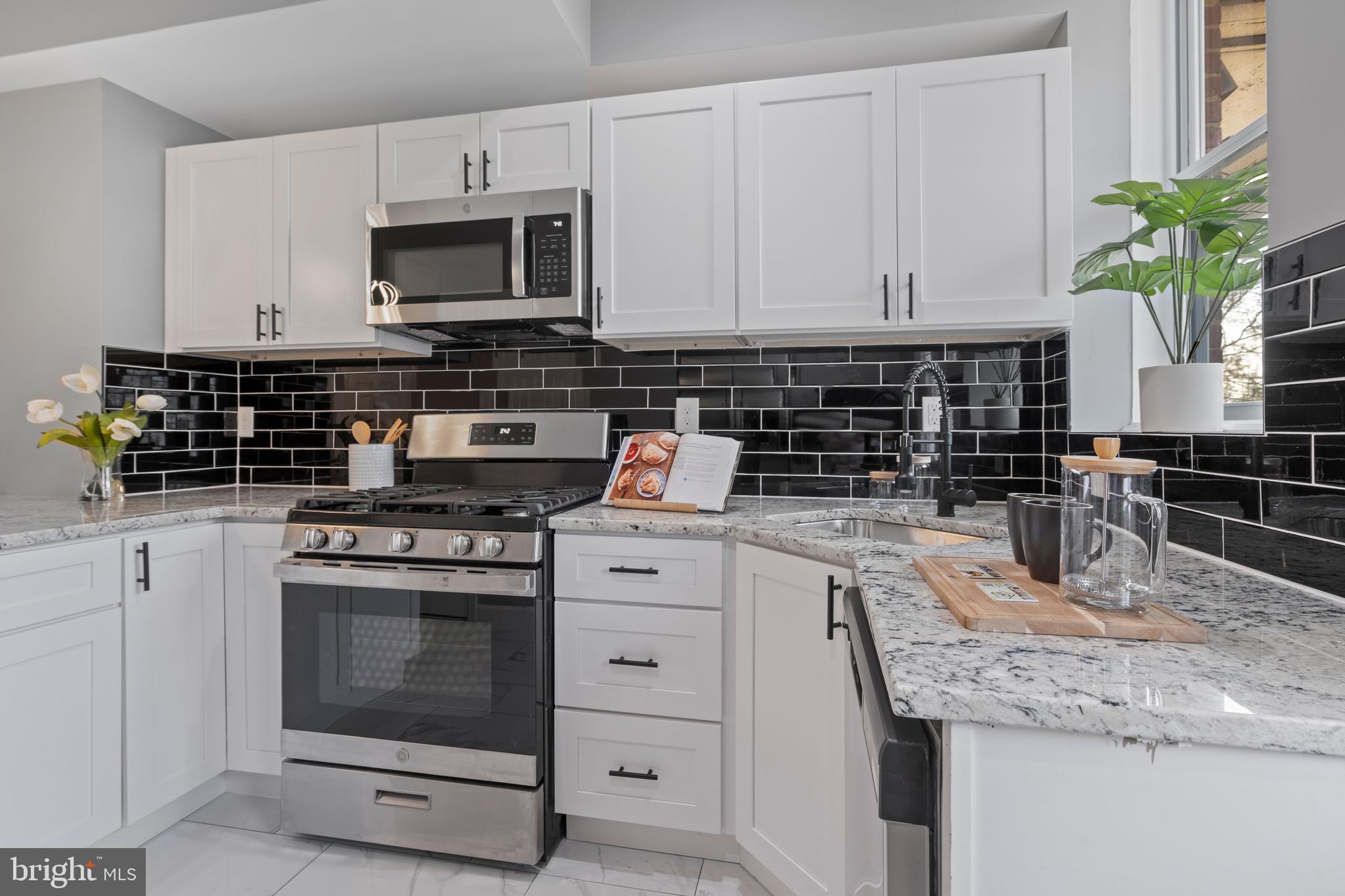 EAST BALTIMORE MIDWAY - Residential