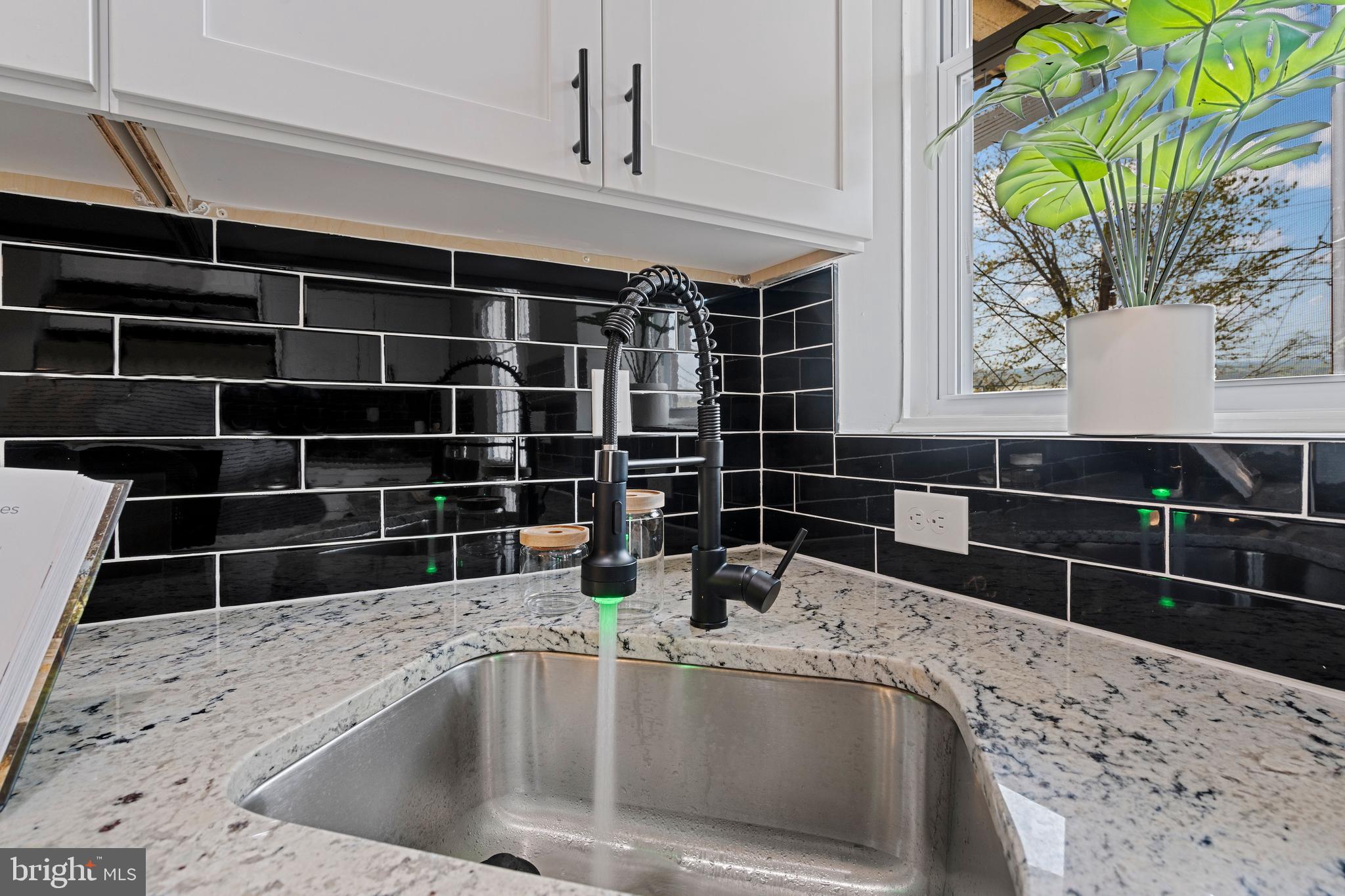 EAST BALTIMORE MIDWAY - Residential