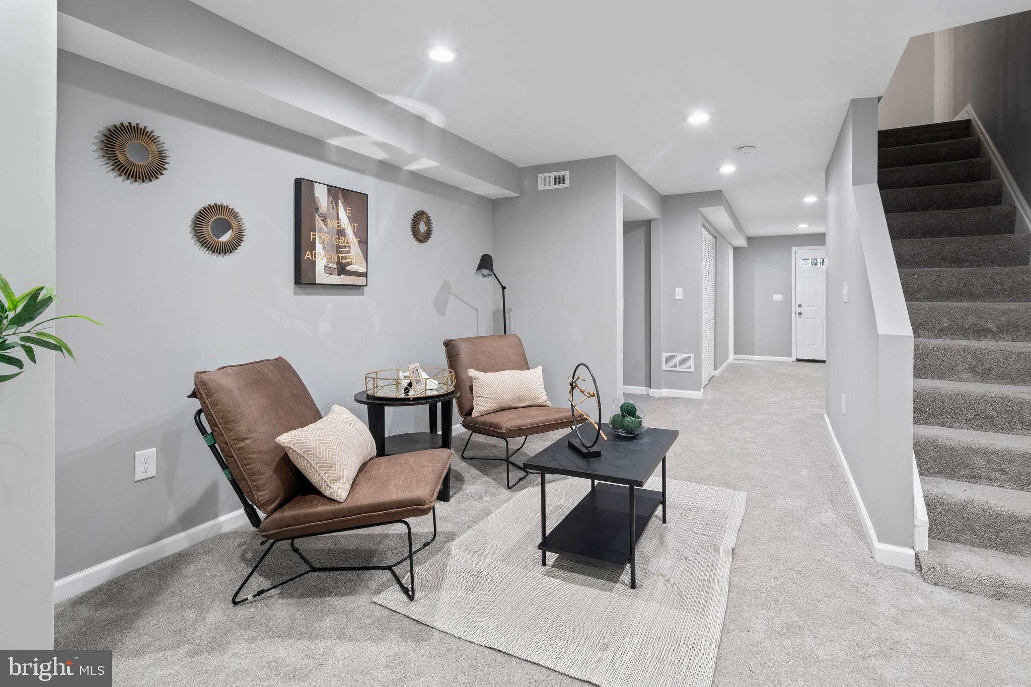 EAST BALTIMORE MIDWAY - Residential