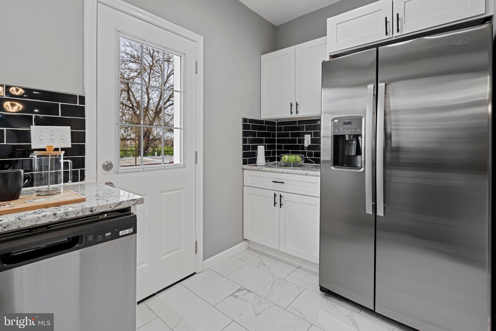 EAST BALTIMORE MIDWAY - Residential