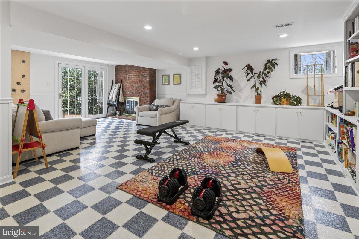 SOUTHWOOD - Residential