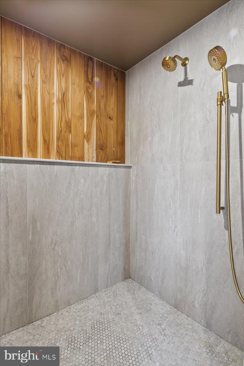 SOUTHWOOD - Residential