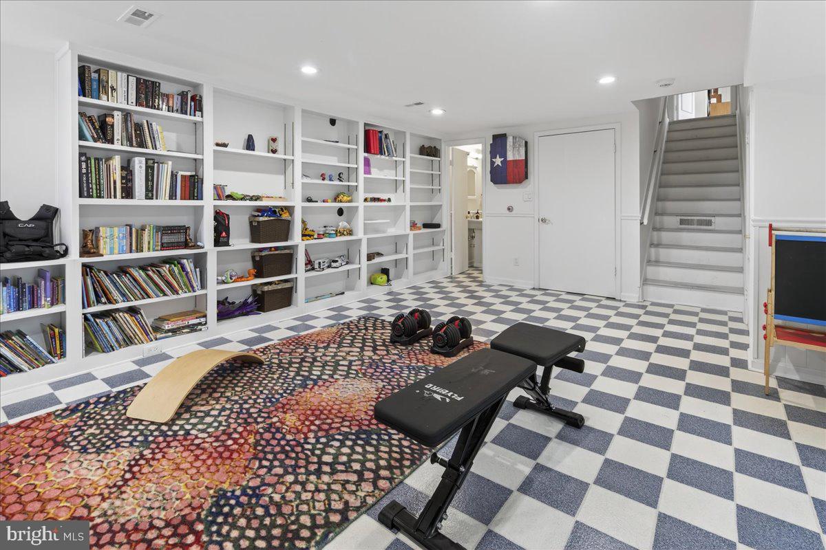 SOUTHWOOD - Residential