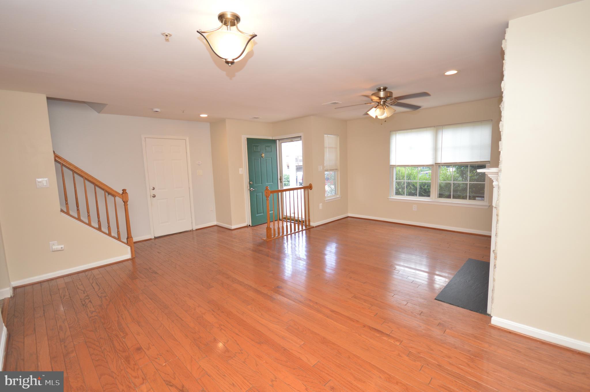 7953 COACHCREST COURT