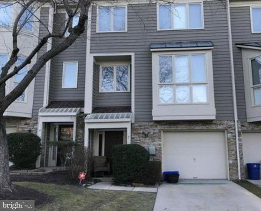 BEAUTIFUL 3 BEDROOM 2 FULL AND 2 HALF BATH TOWNHOUSE IN SUMMIT CHASE WITH A GARAGE AND DECK. HIGH VAULTED CEILINGS, GOURMET KITCHEN AND FINISHED BASEMENT. NEW ROOF, HVAC, HOT WATER HEATER, AND WASHER & DRYER. COMMUNITY FEAT. POOL AND TENNIS COURTS. CAN'T BEAT THIS LOCATION!!!