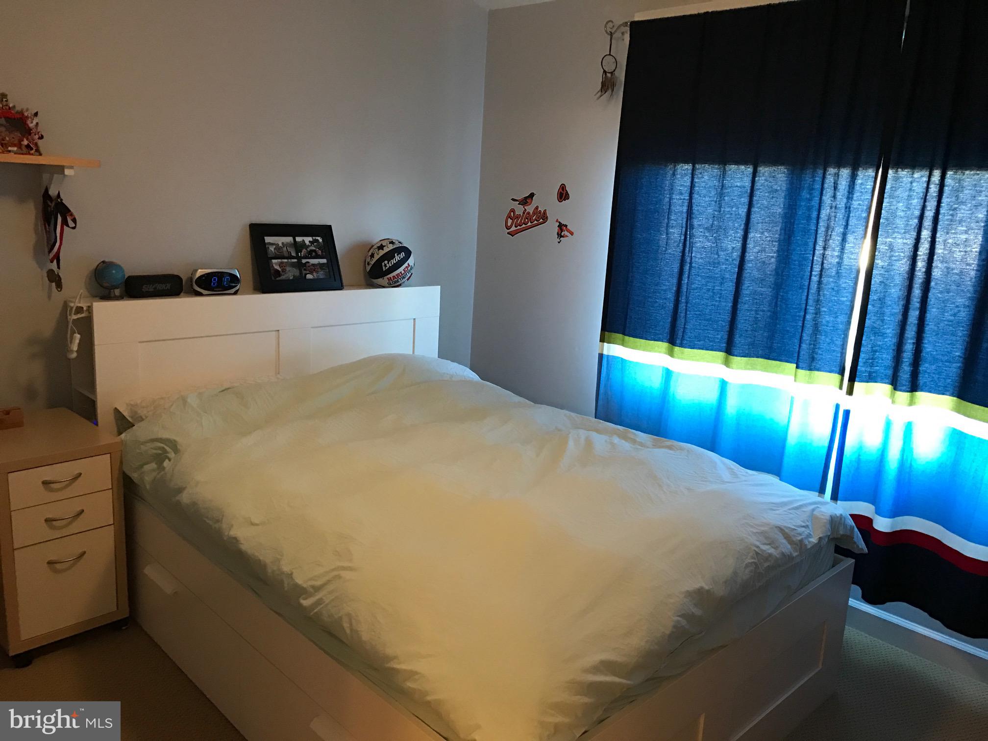 SUMMIT CHASE - Residential Lease