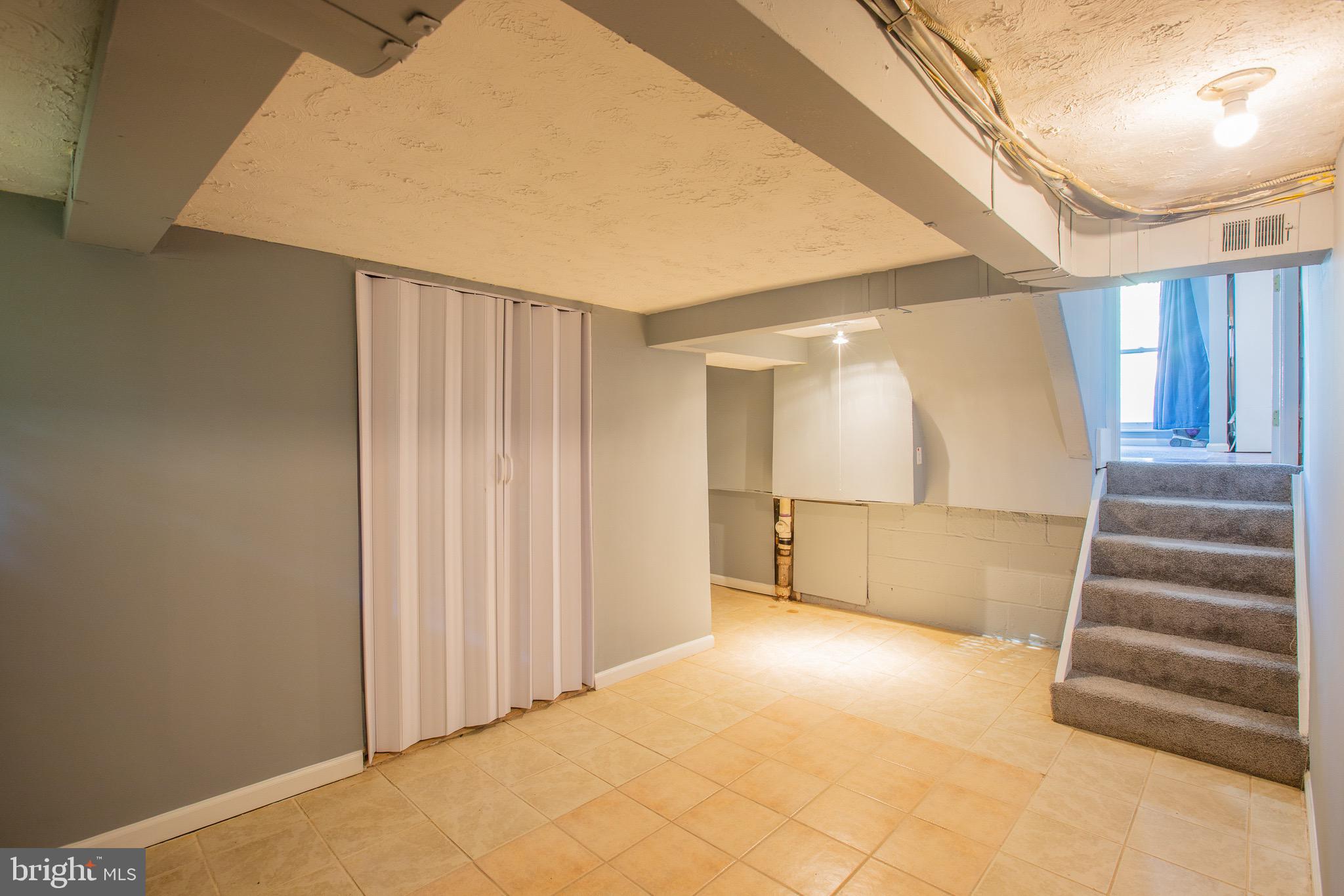 CAPITOL HEIGHTS - Residential Lease