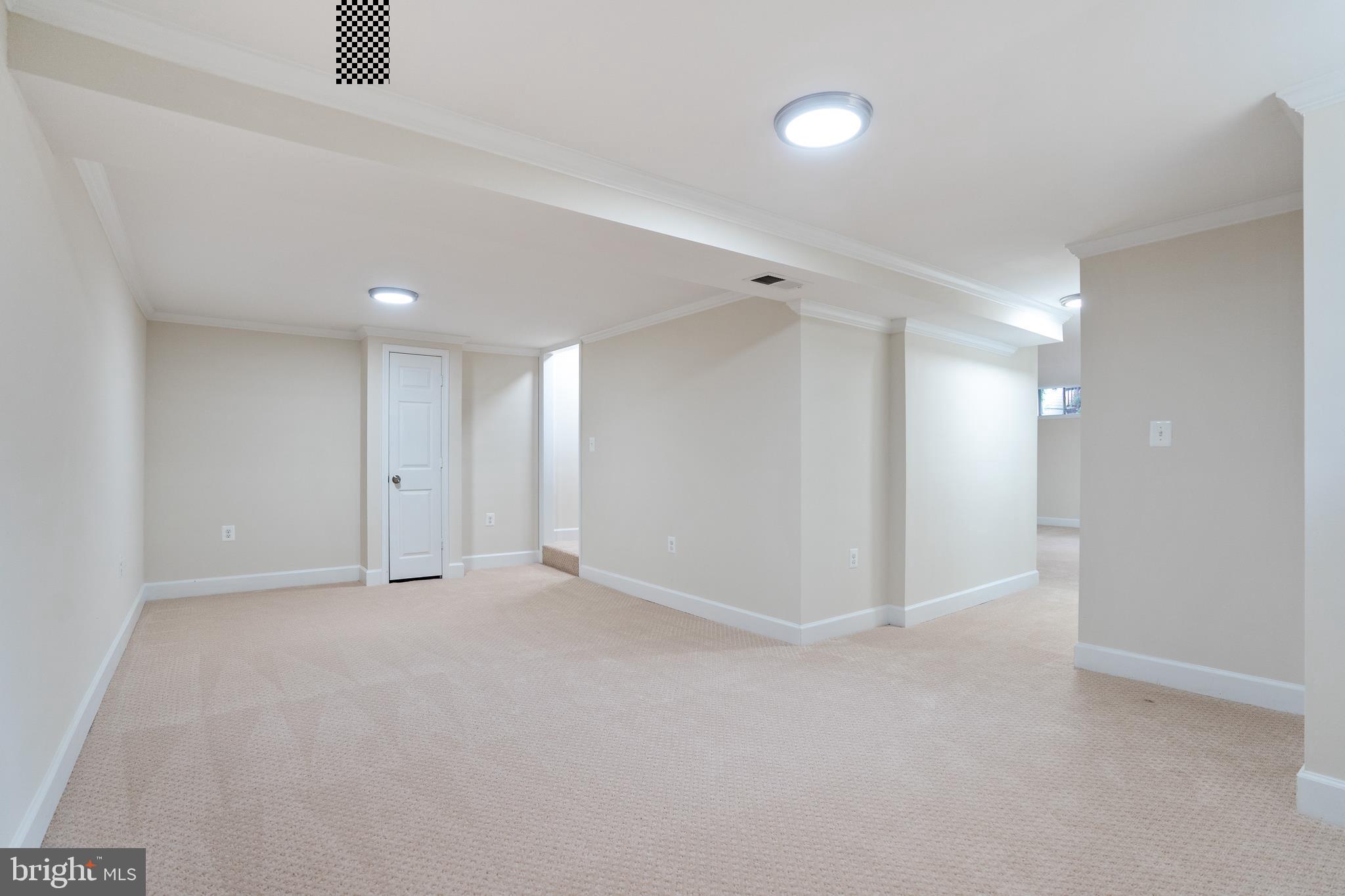 COLCHESTER HUNT - Residential