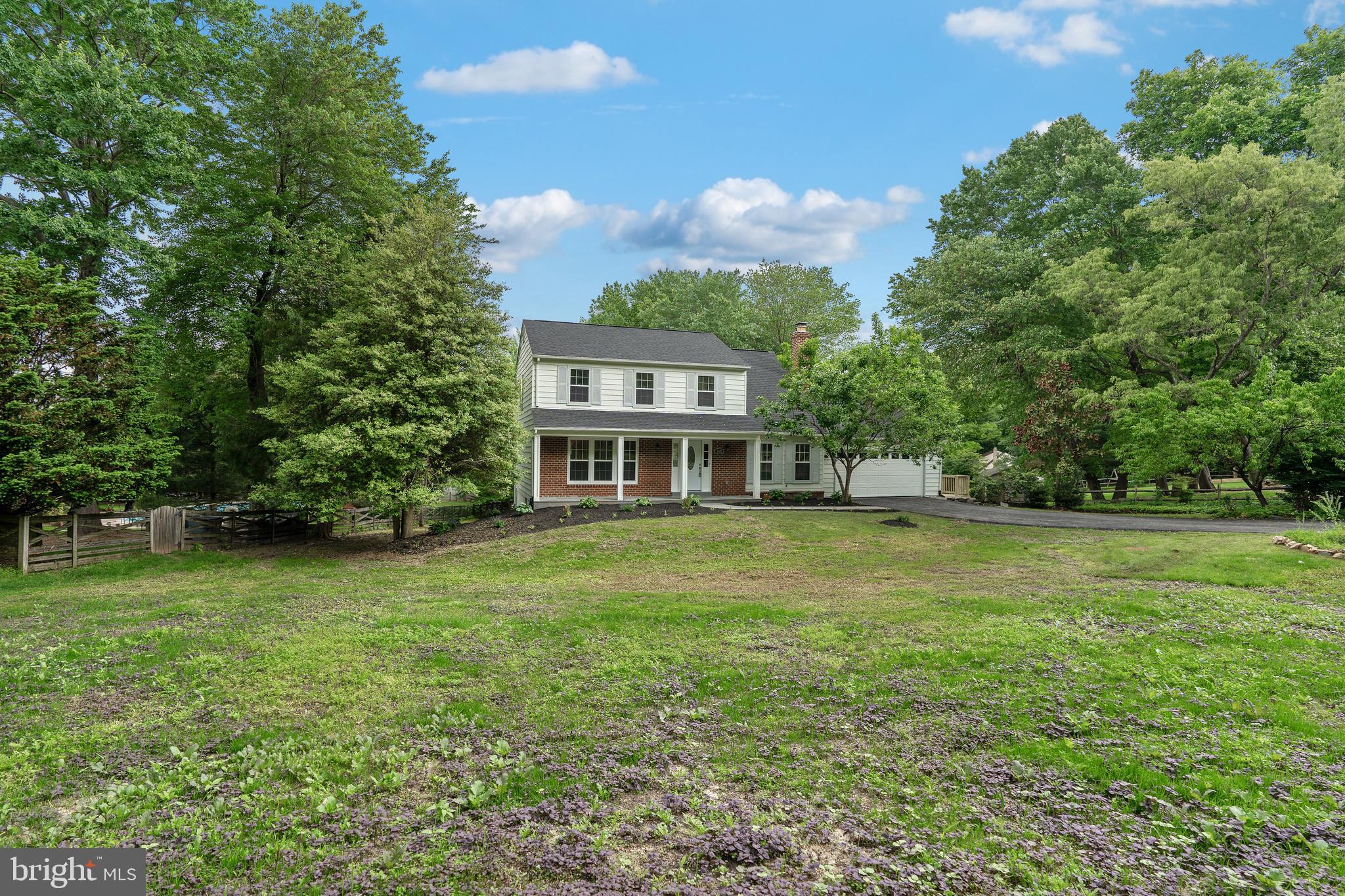 COLCHESTER HUNT - Residential