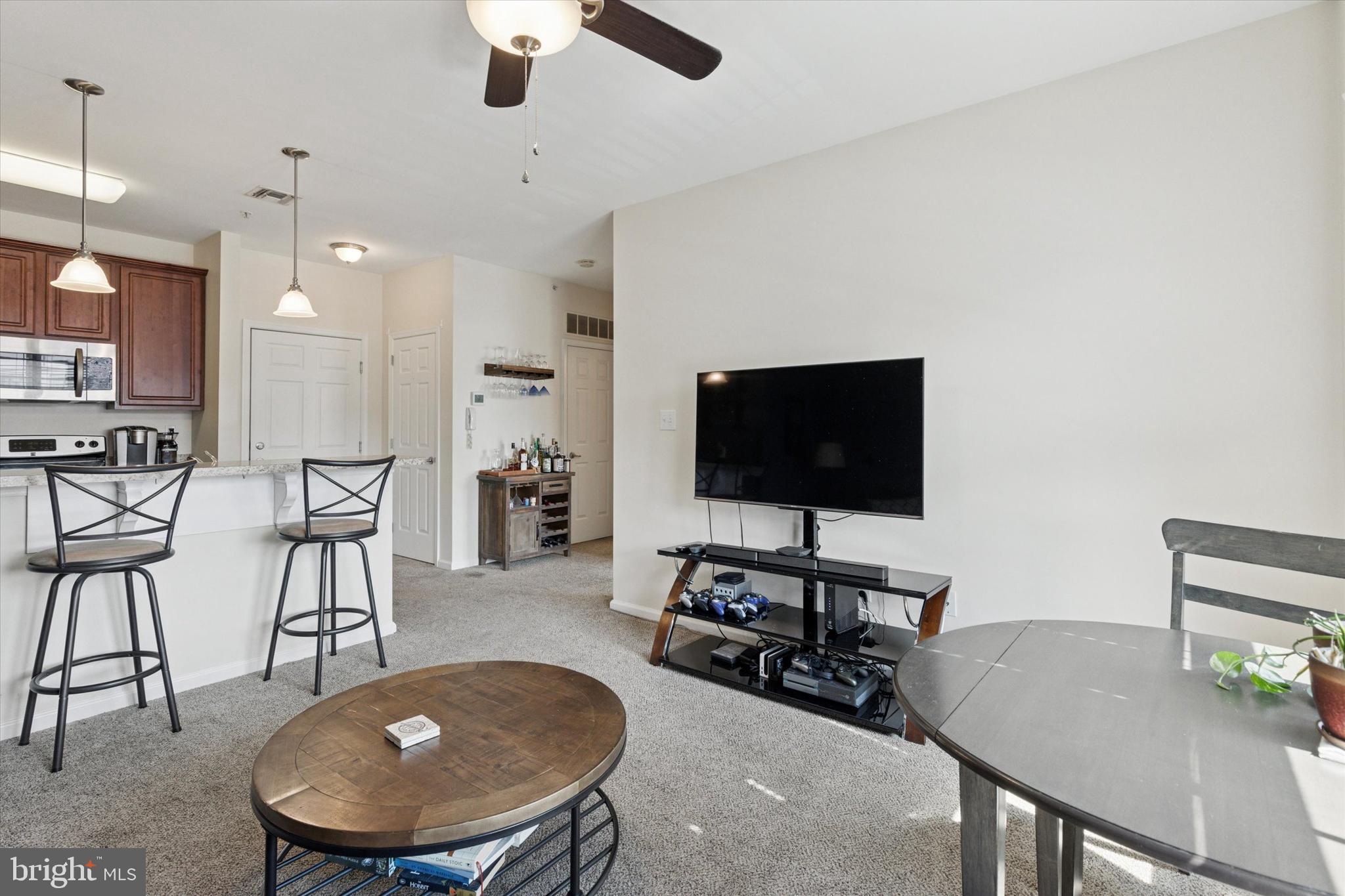 RENAISSANCE PLACE S - Residential