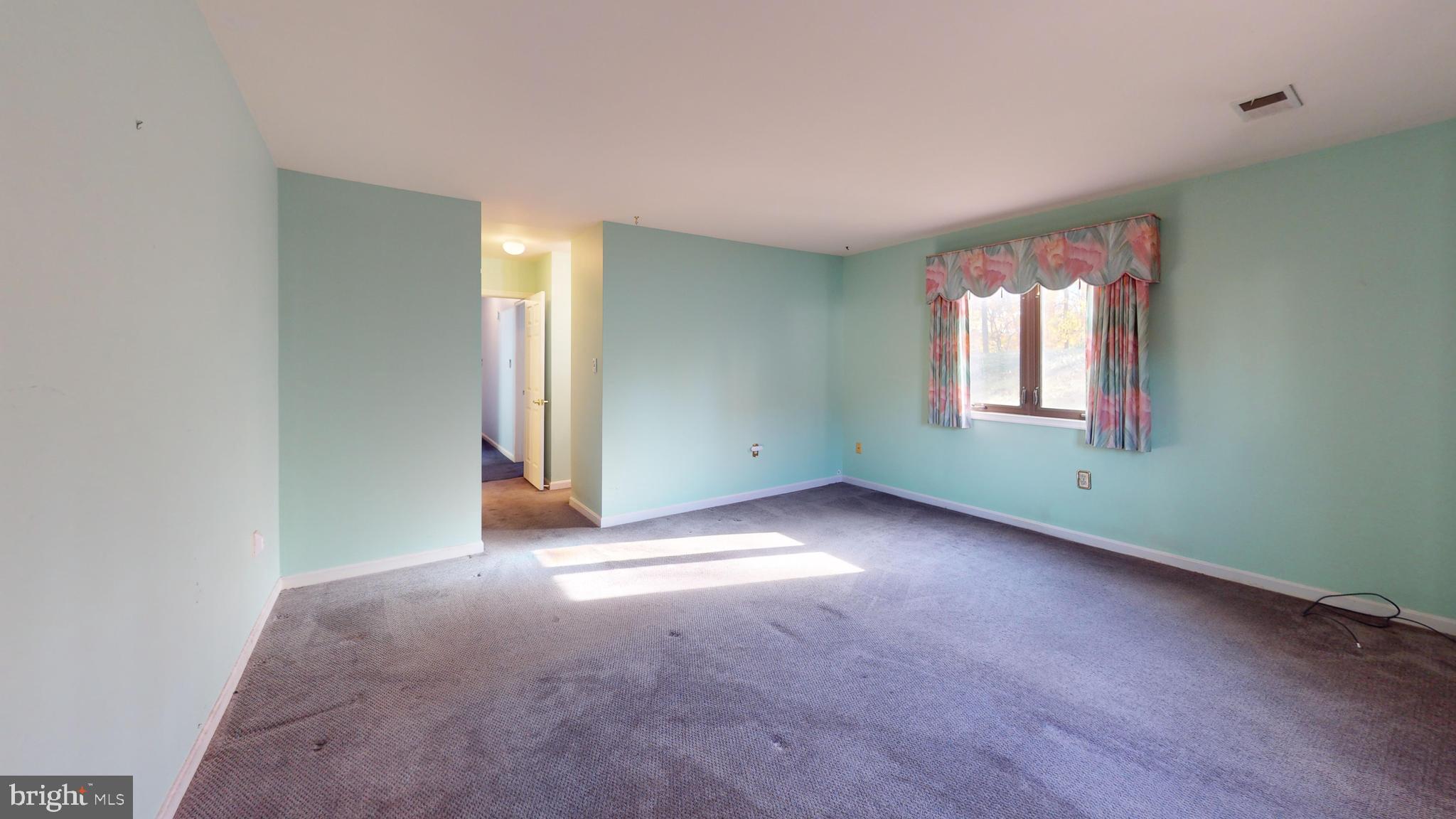 CHELTENHAM FOREST - Residential