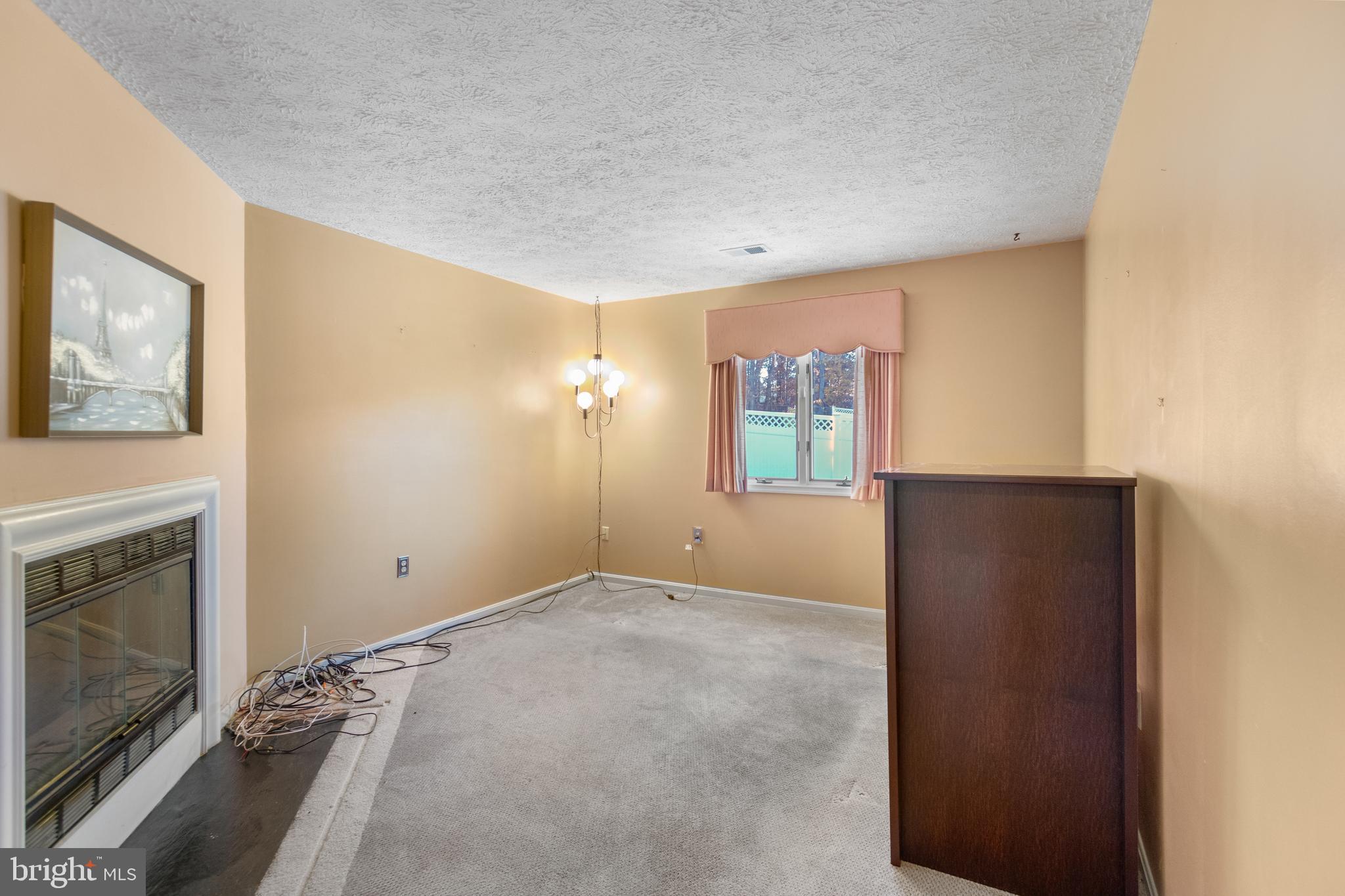 CHELTENHAM FOREST - Residential