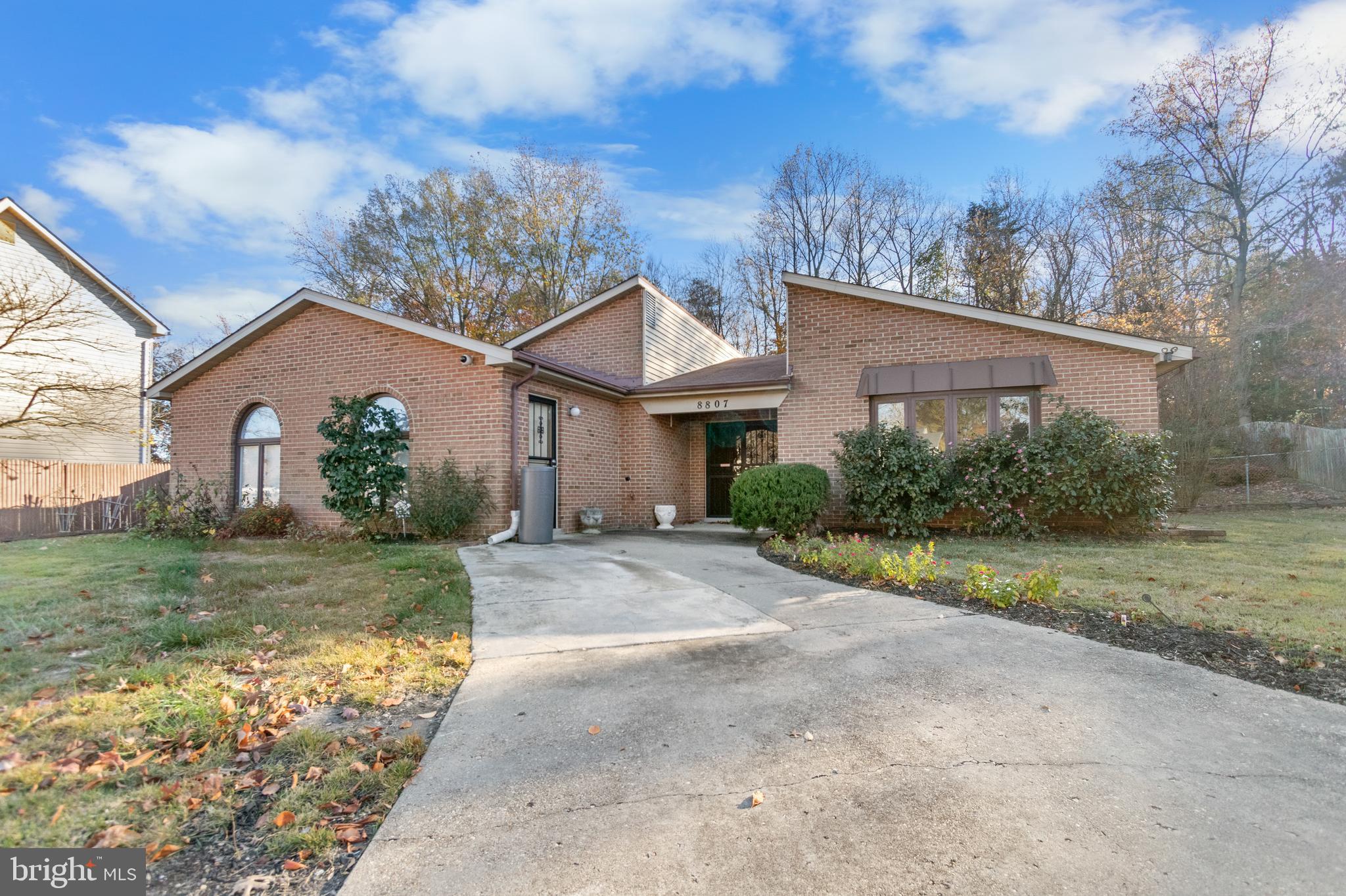 CHELTENHAM FOREST - Residential
