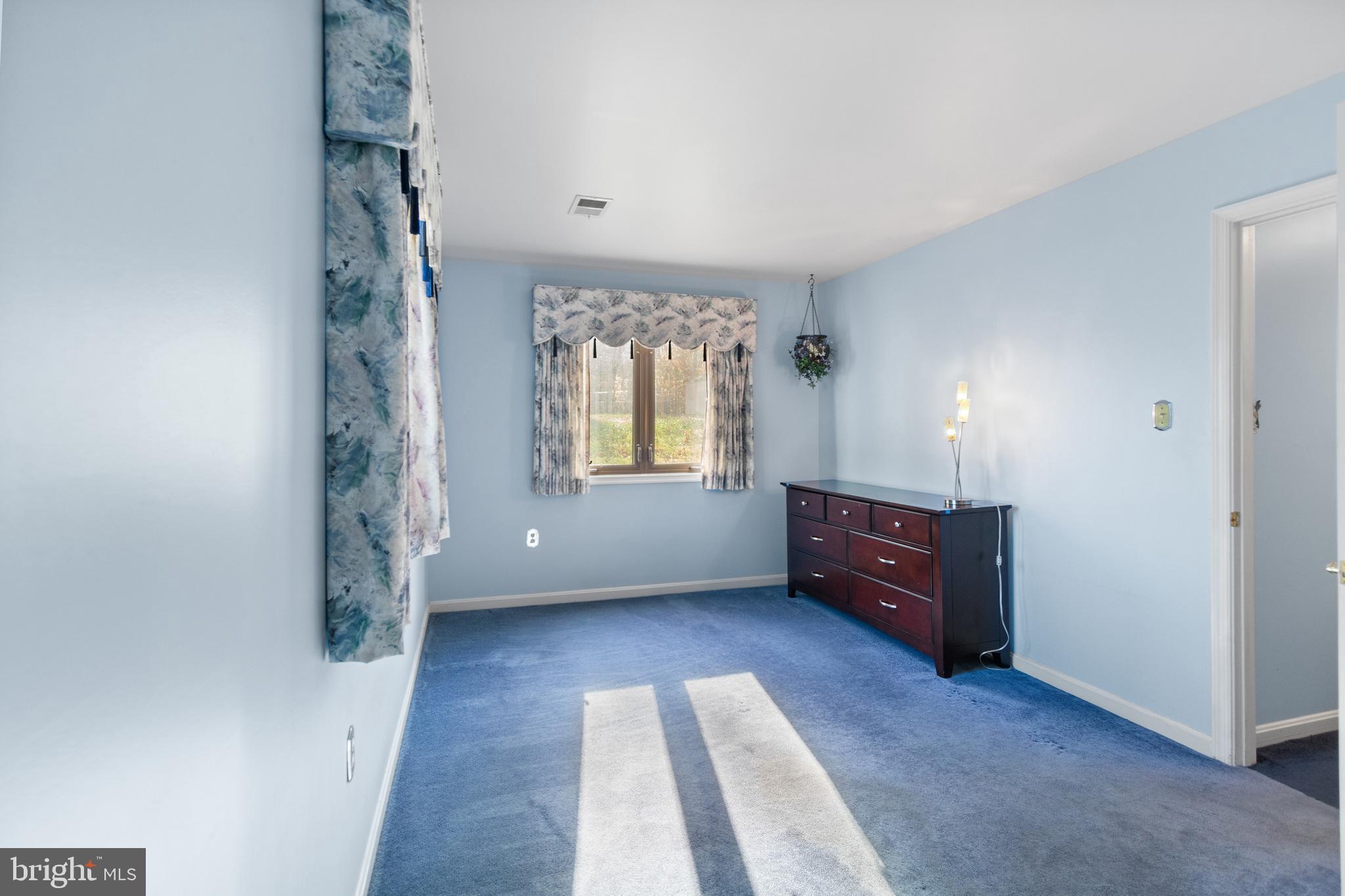 CHELTENHAM FOREST - Residential