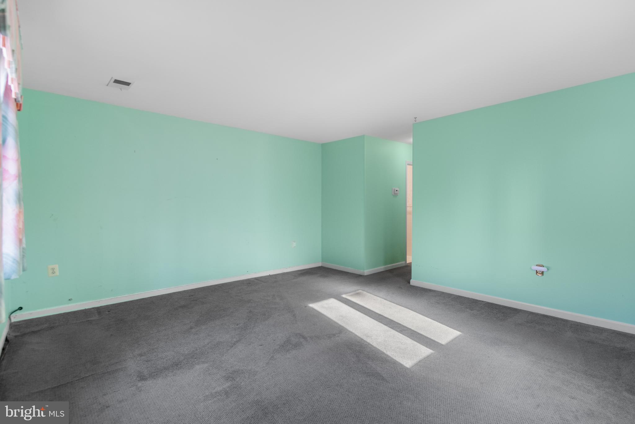 CHELTENHAM FOREST - Residential