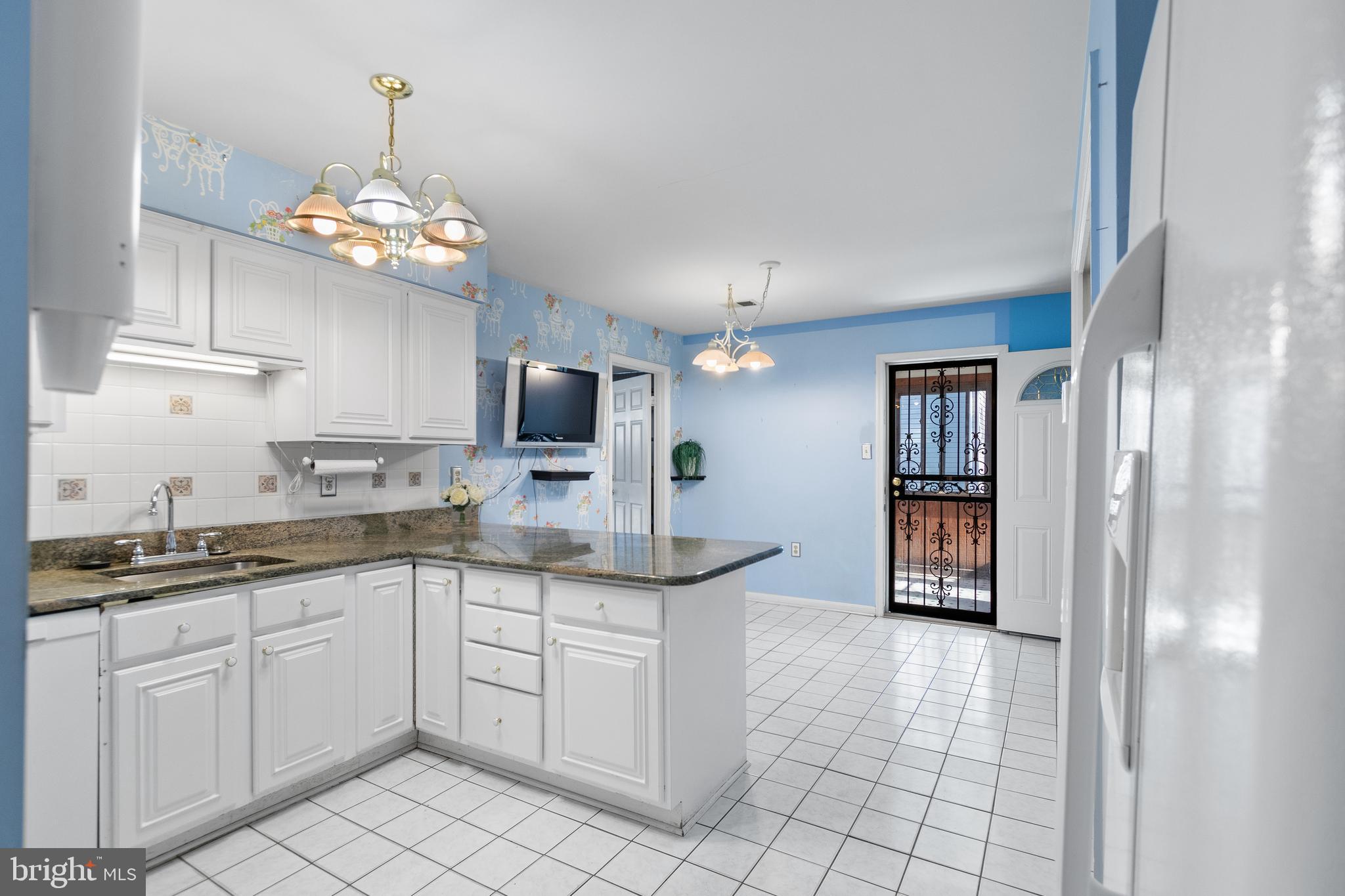 CHELTENHAM FOREST - Residential