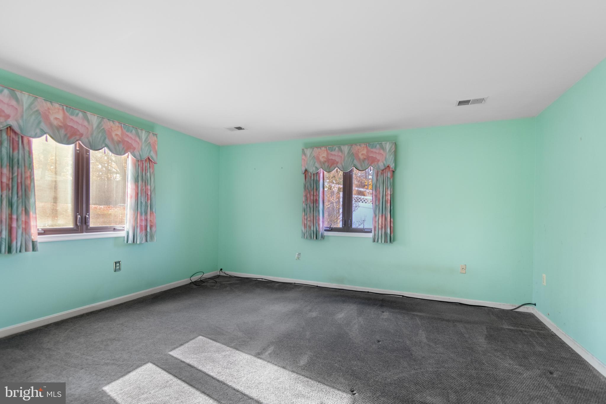 CHELTENHAM FOREST - Residential