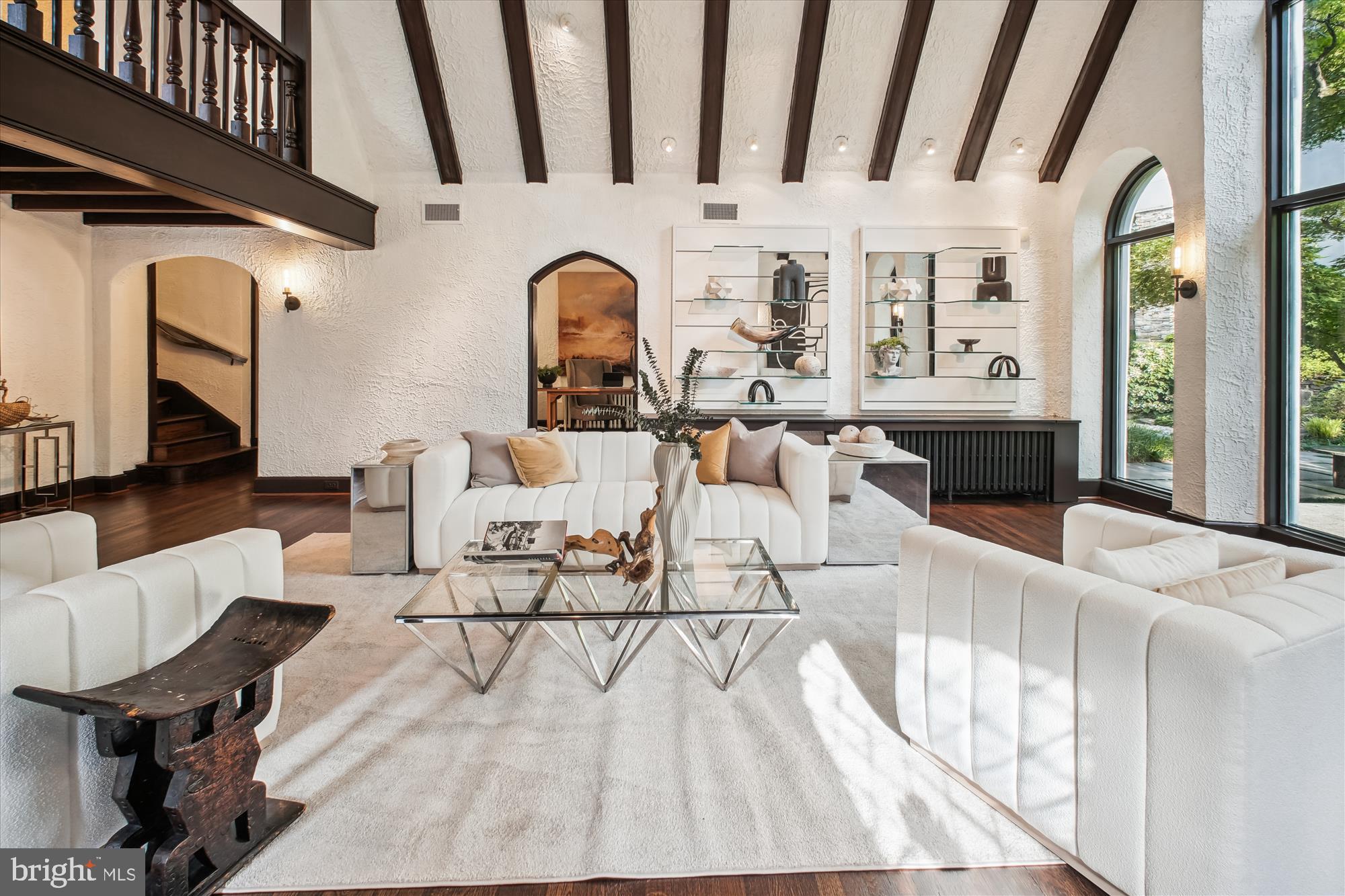 SEVEN OAKS - Residential