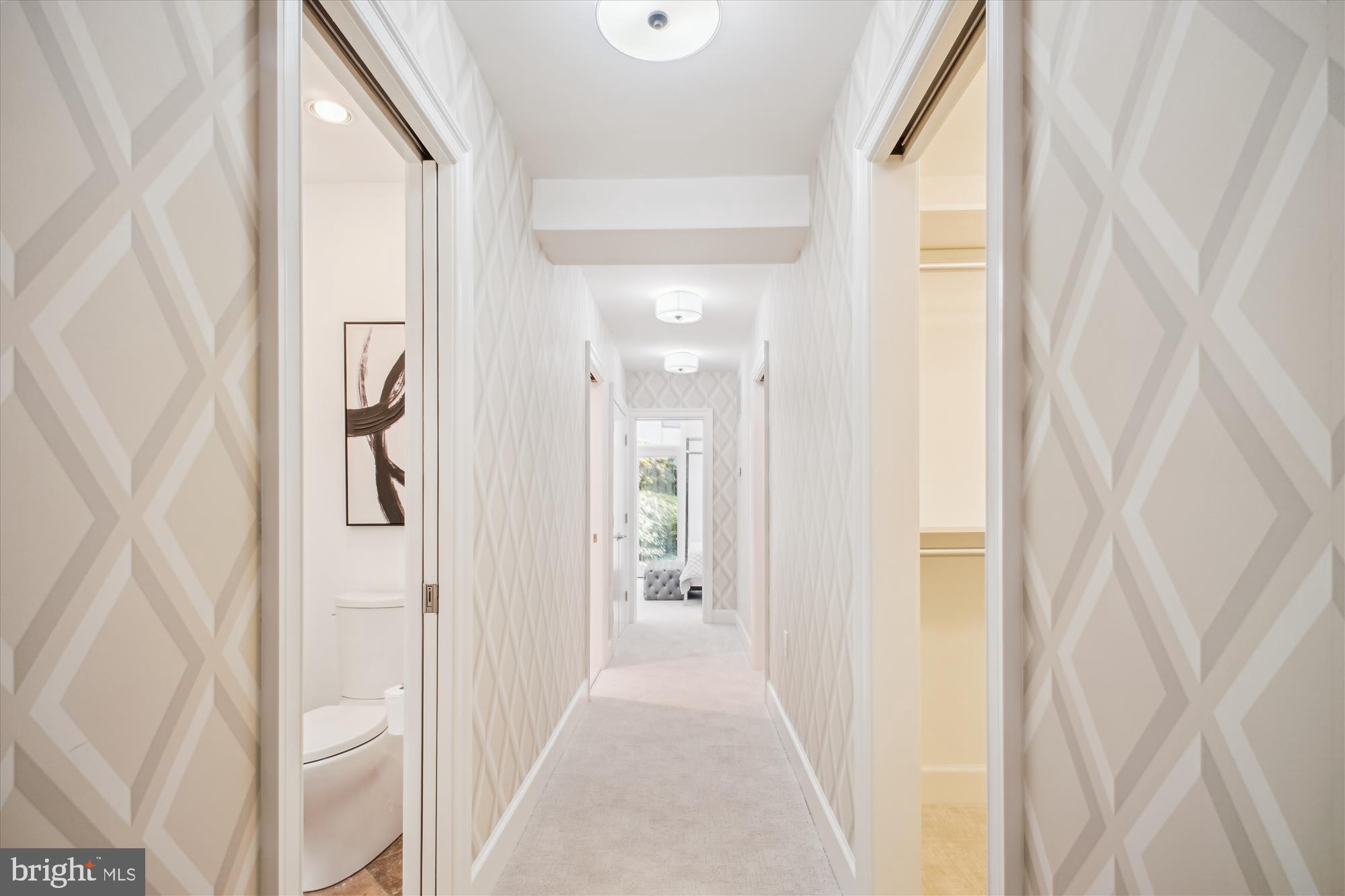 SEVEN OAKS - Residential