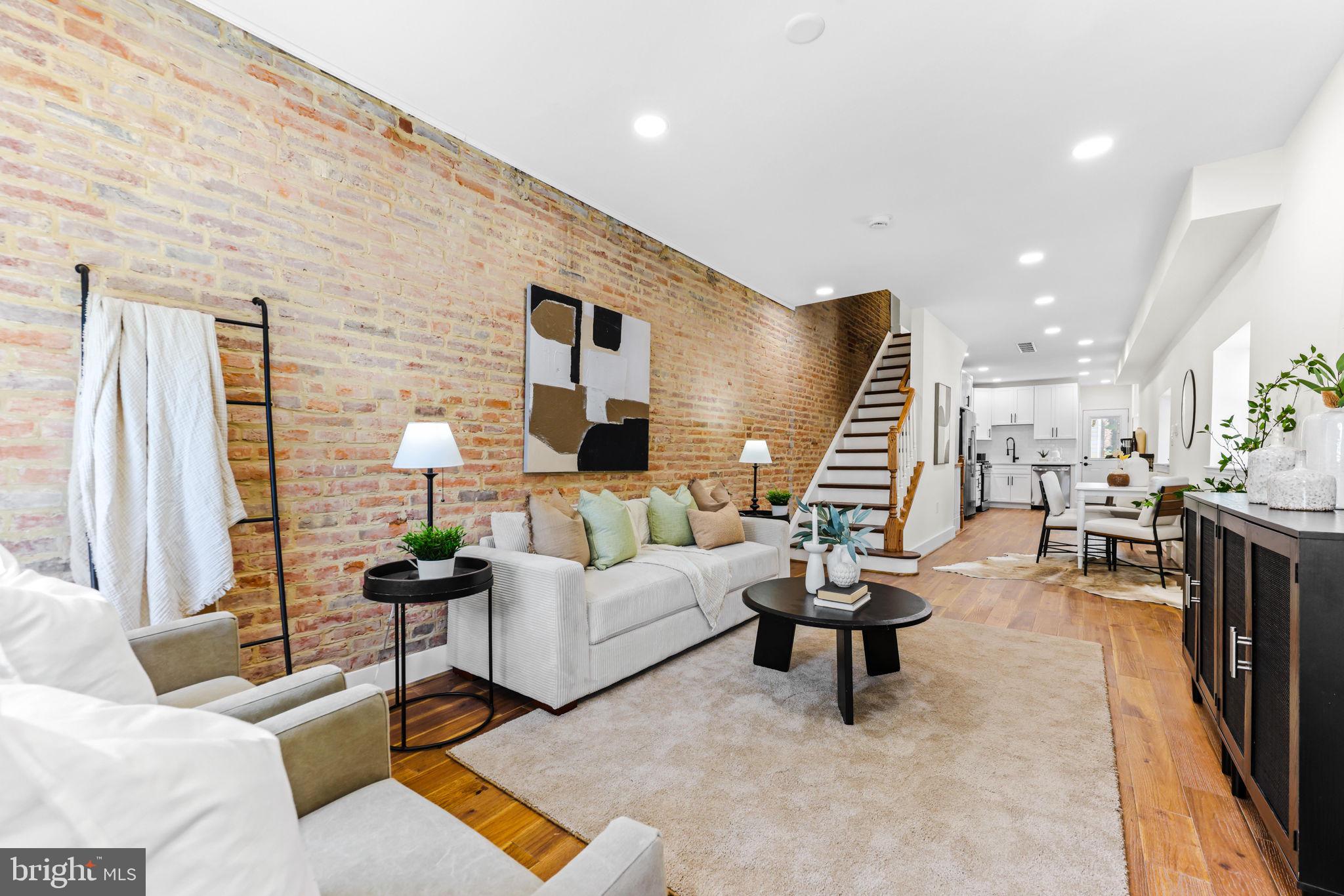 RIVERSIDE - Residential