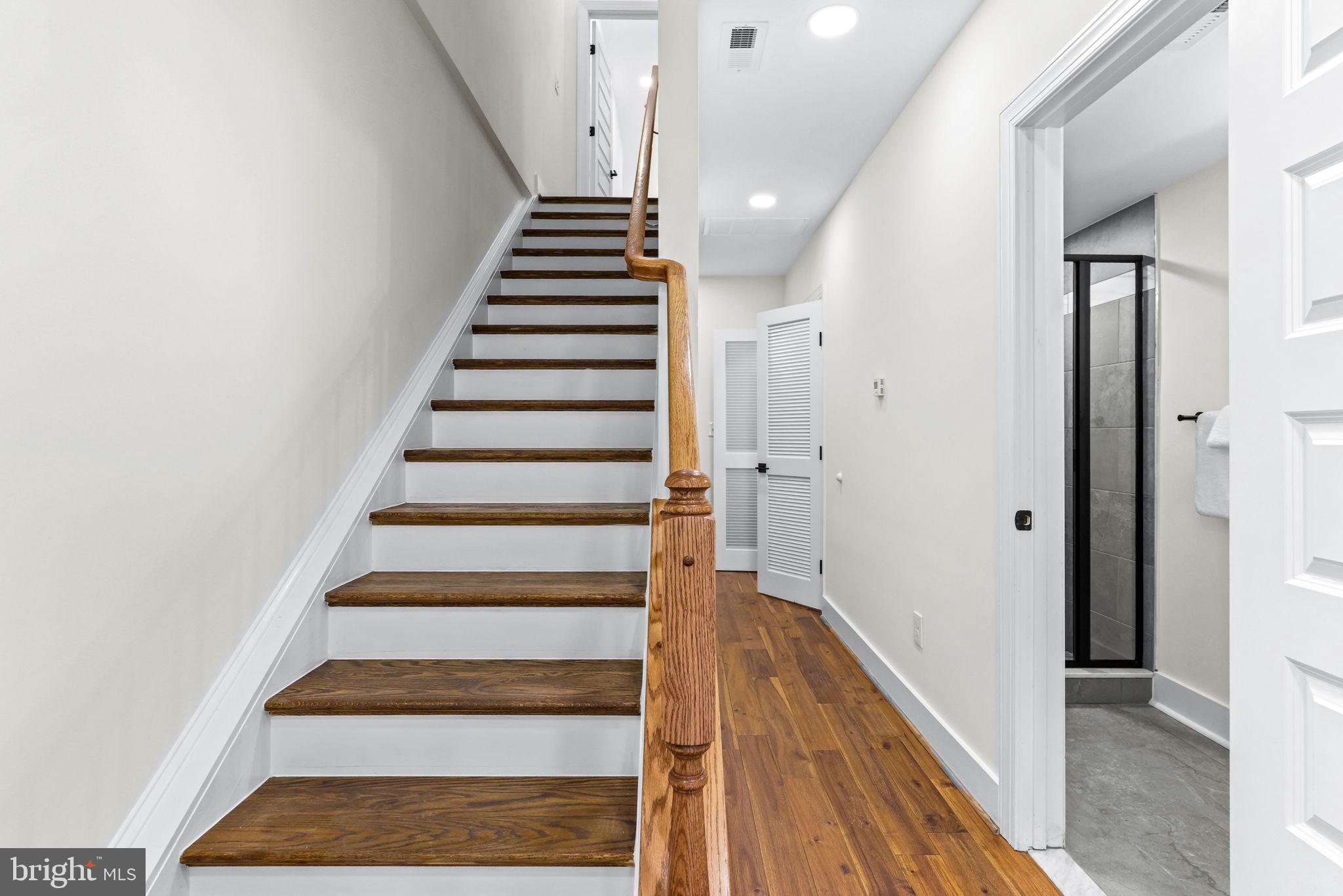 RIVERSIDE - Residential