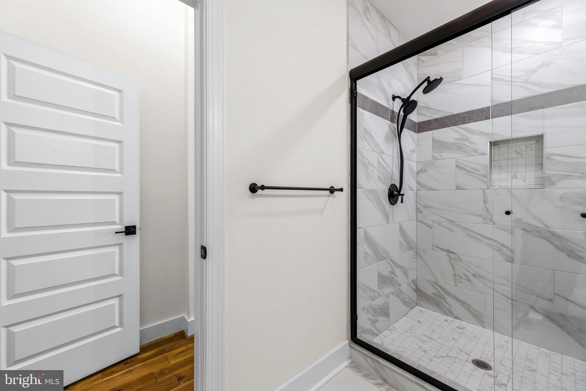 RIVERSIDE - Residential