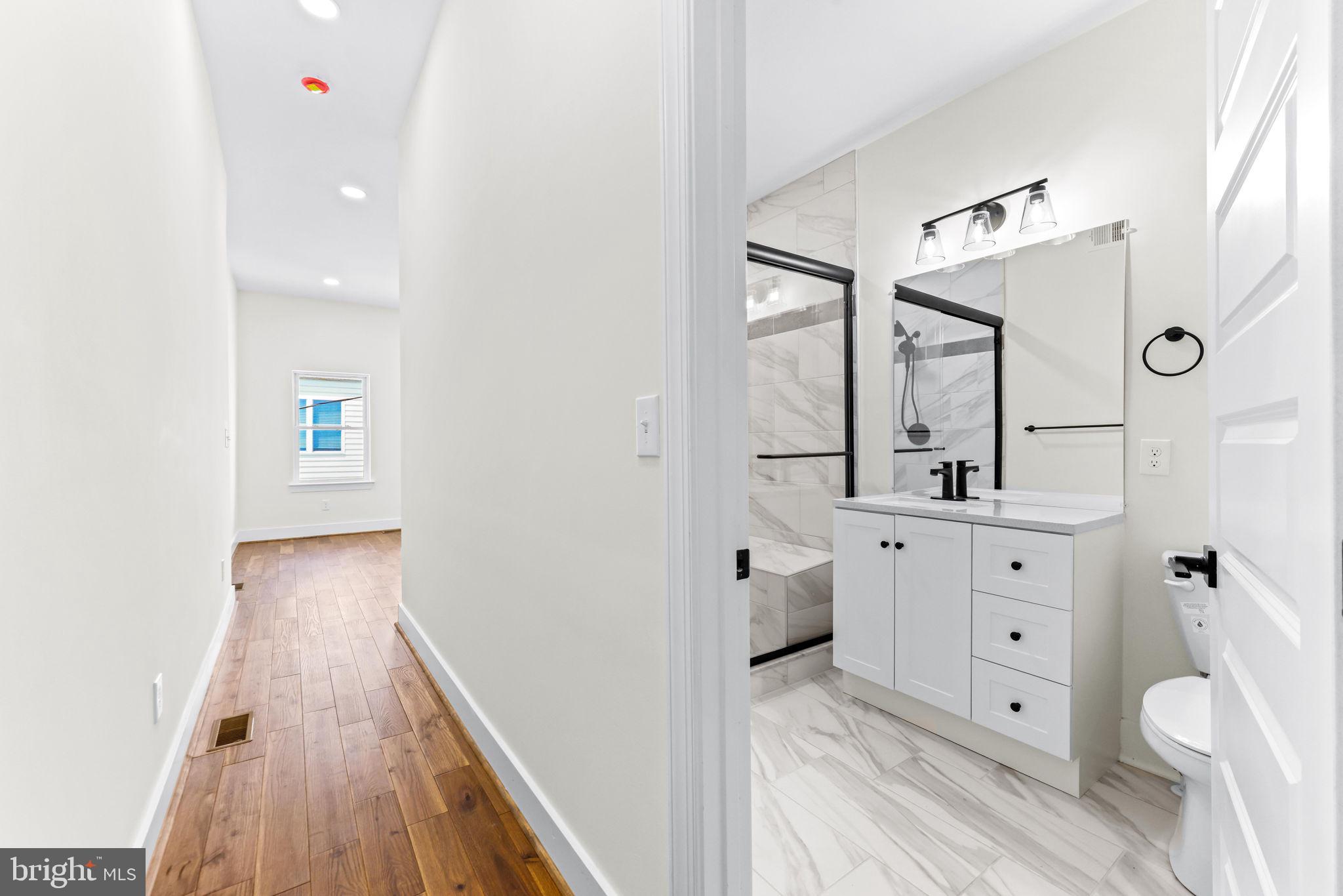 RIVERSIDE - Residential