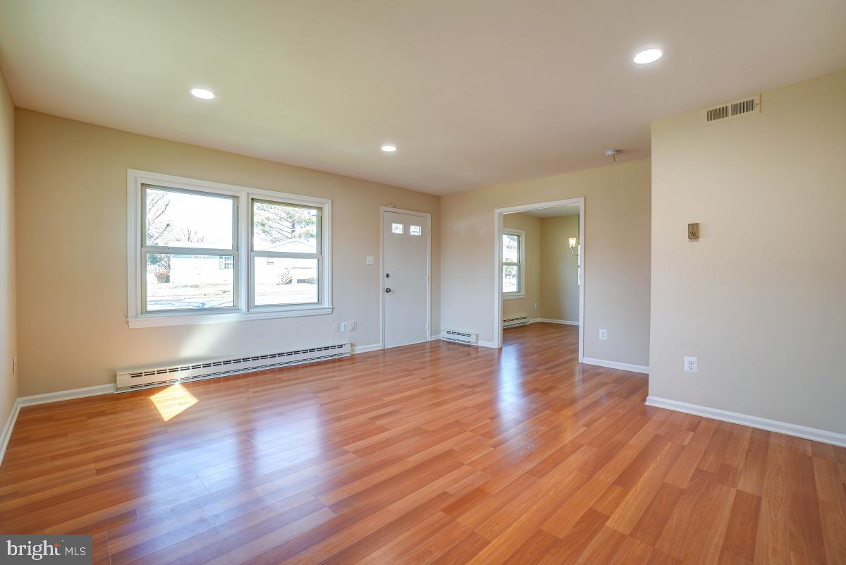 STERLING  PARK - Residential Lease