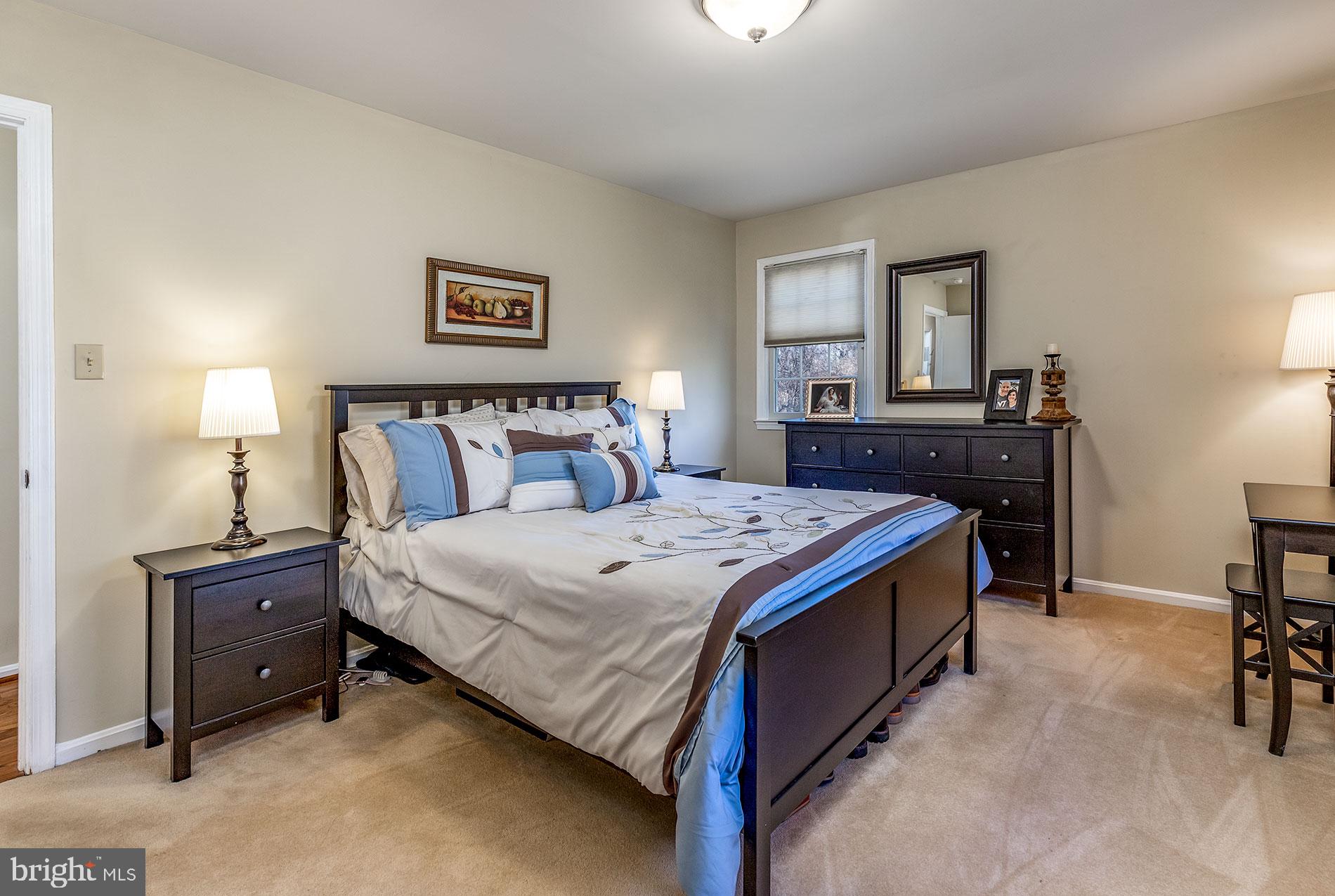 TYSONS WOODS - Residential