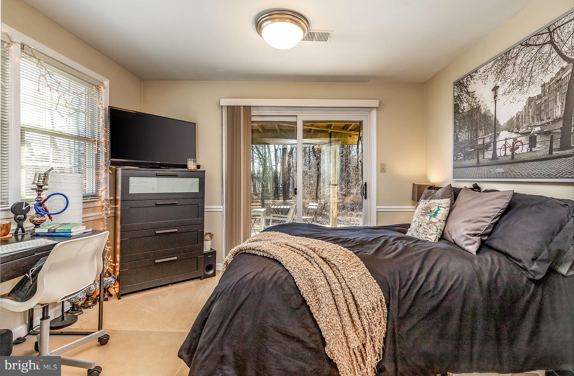 TYSONS WOODS - Residential