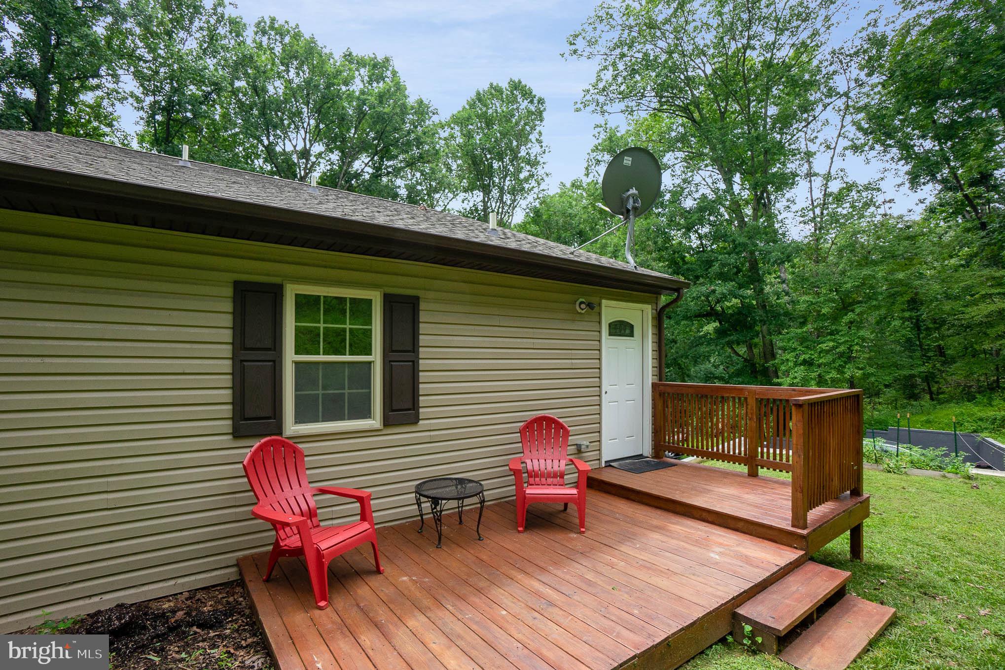 WHITE HALL - Residential