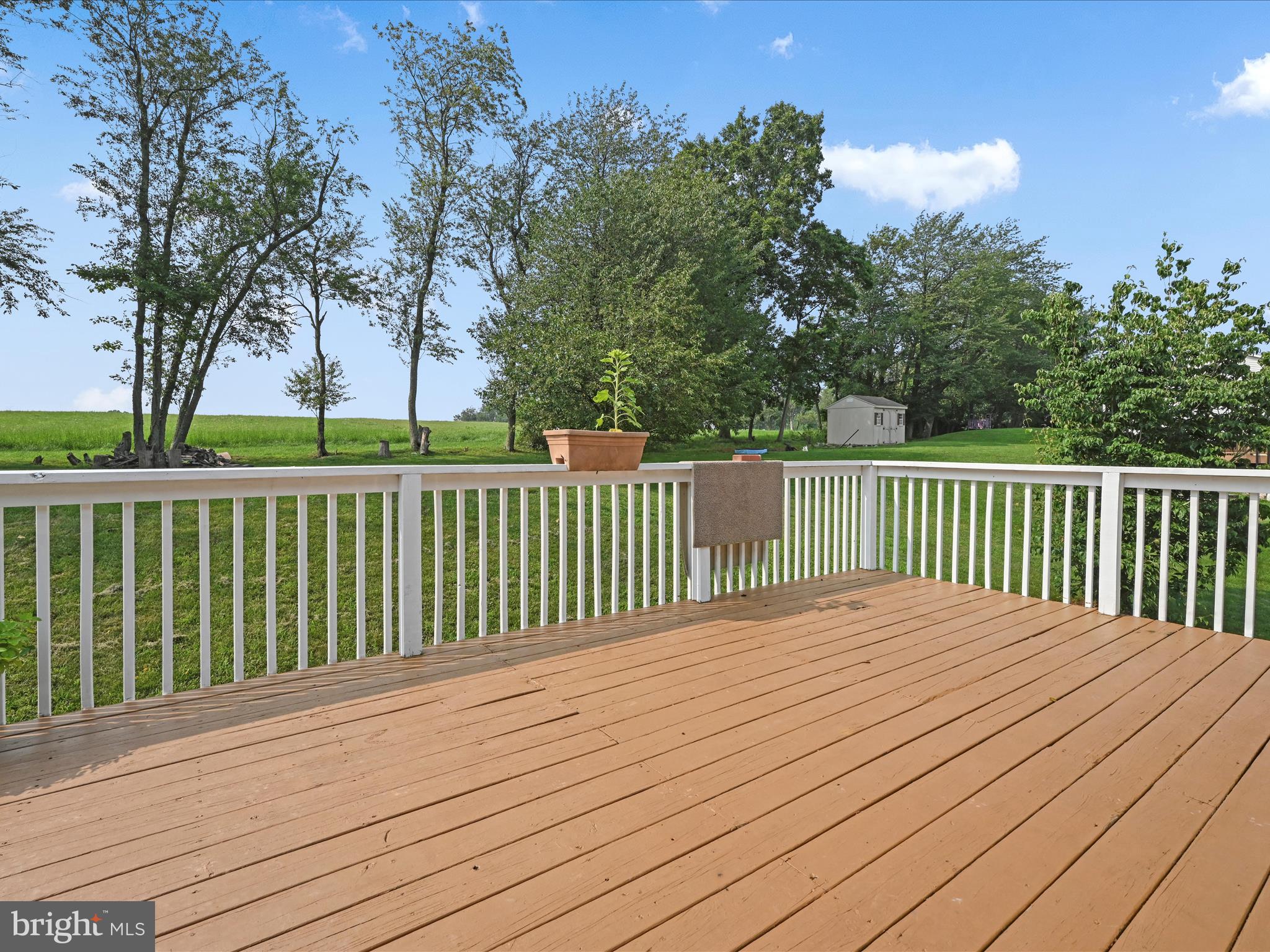 LAKE WYNONAH - Residential