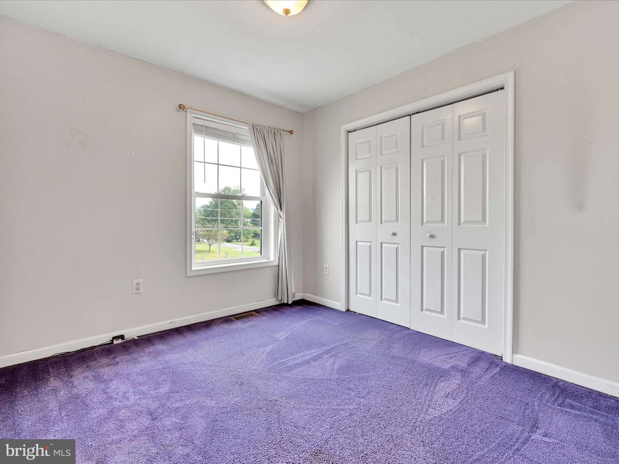 LAKE WYNONAH - Residential