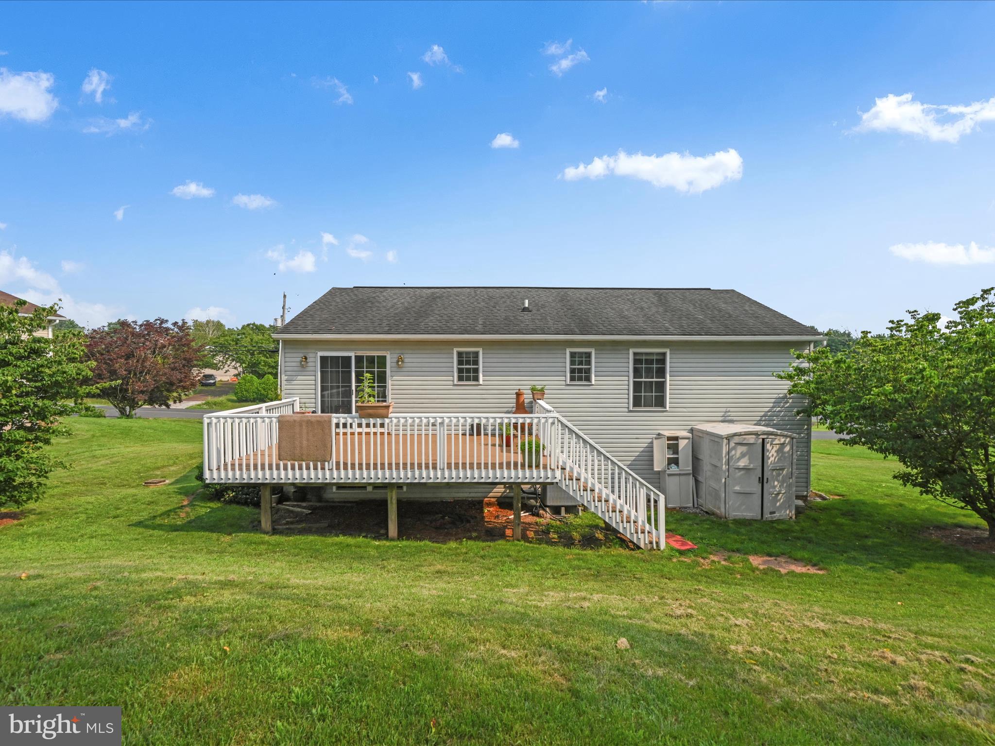 LAKE WYNONAH - Residential