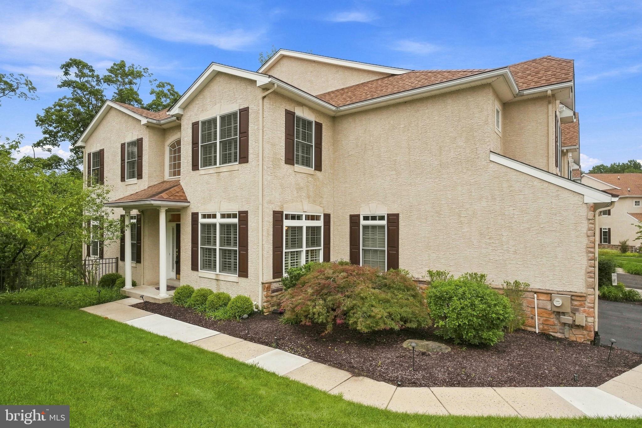 626 GREYCLIFFE LN