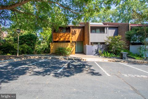 2029 WETHERSFIELD COURT RESTON VA 20191